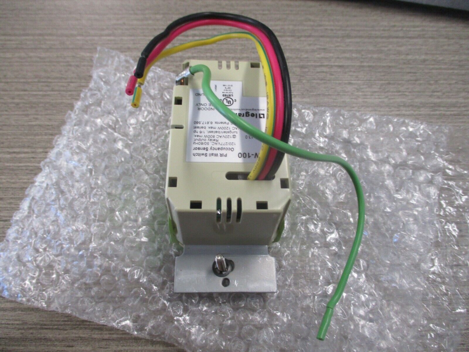 Legrand Wattstopper PIR Wall Switch Sensor PW-100-I 50/60Hz Ivory New Surplus