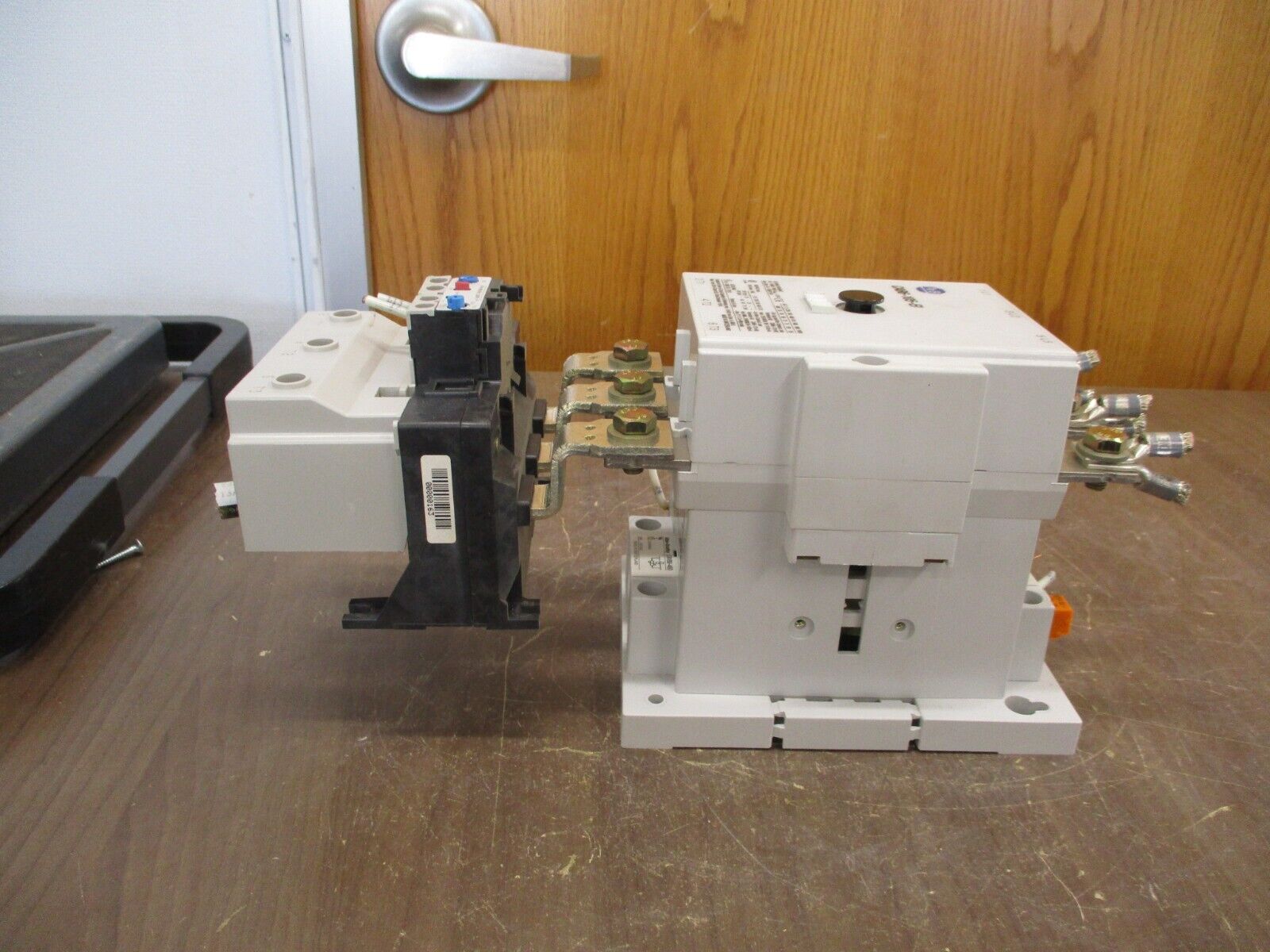 Allen-Bradley Starter CAB6-105-EI / 193-A5M5 380-400V Coil Trip: 57-180A 600V