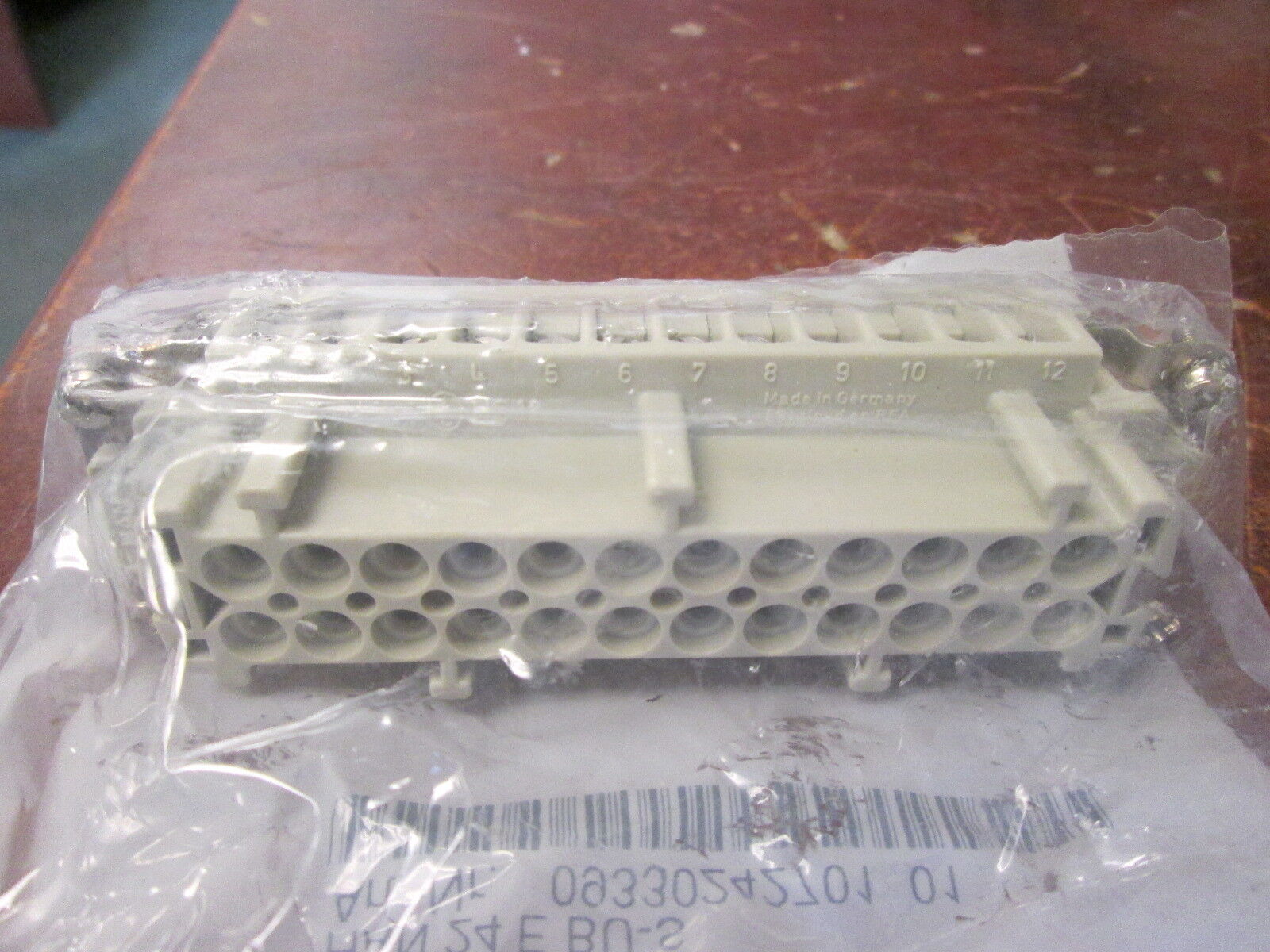 Harting Connector HAN 24 E BU-S New Surplus