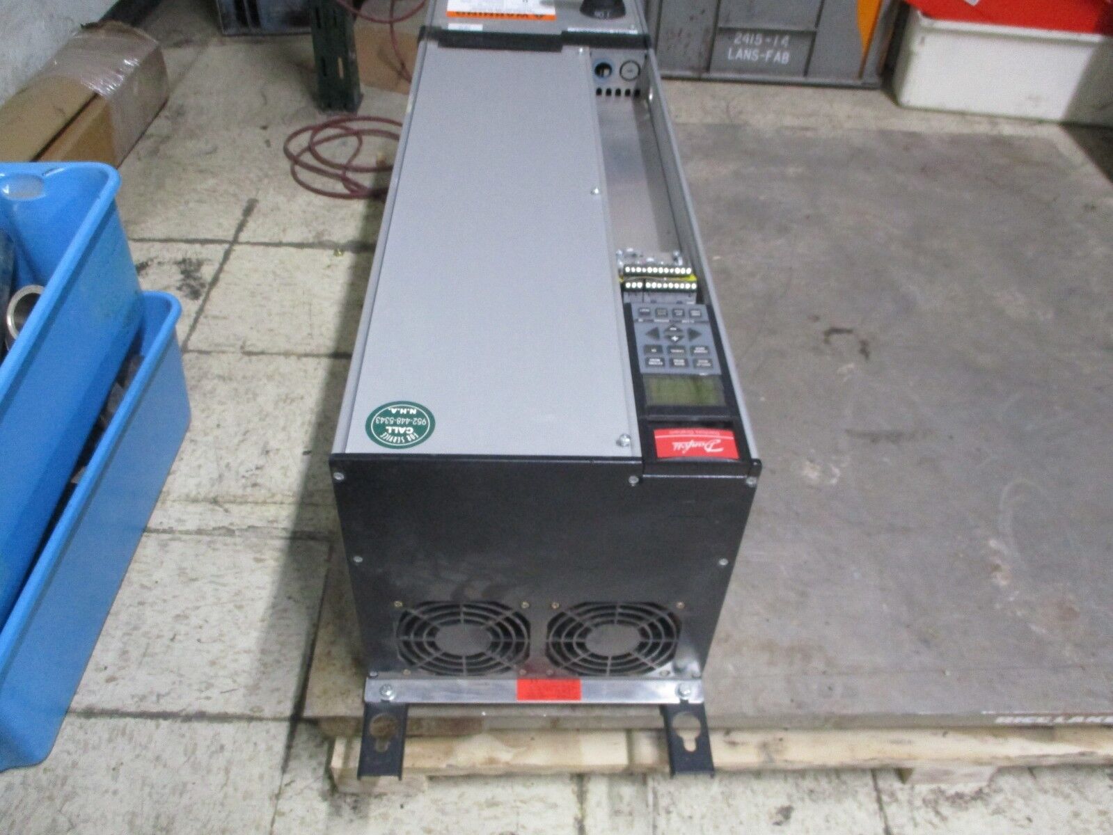 Danfoss VLT 6062 AC Drive w/ Disconnect 175Z7371 60HP *Missing Terminal Cover*