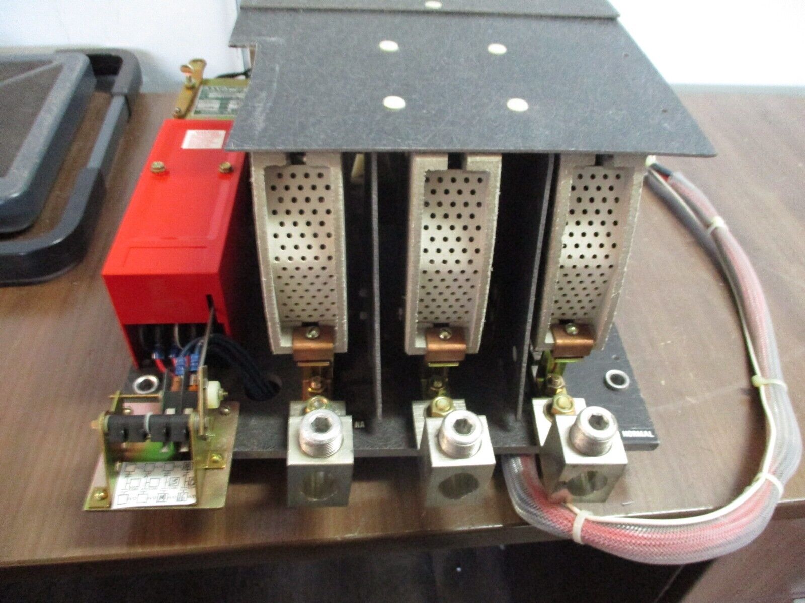 Asco 940 Automatic Transfer Switch 940340049 400A 208Y/120V 60Hz *Switch Only*