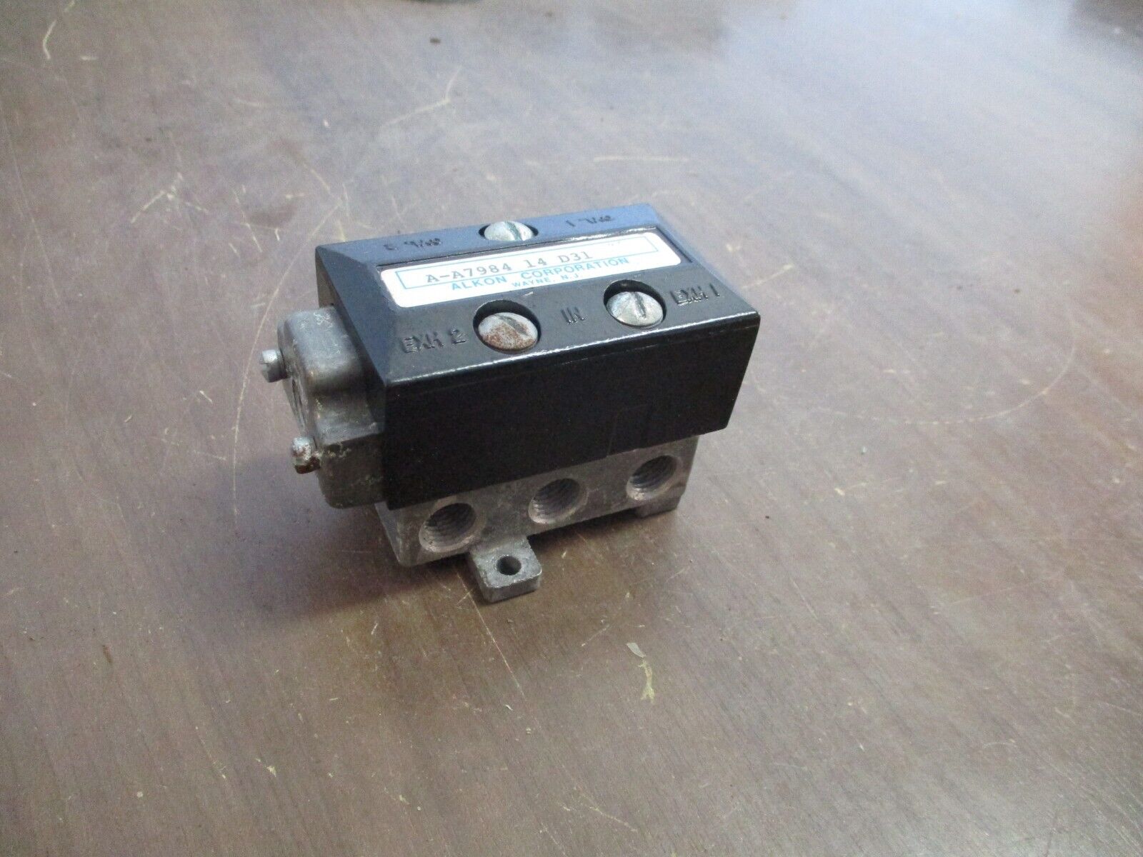 Alkon Pilot Valve A-A7984 14 D31 New Surplus