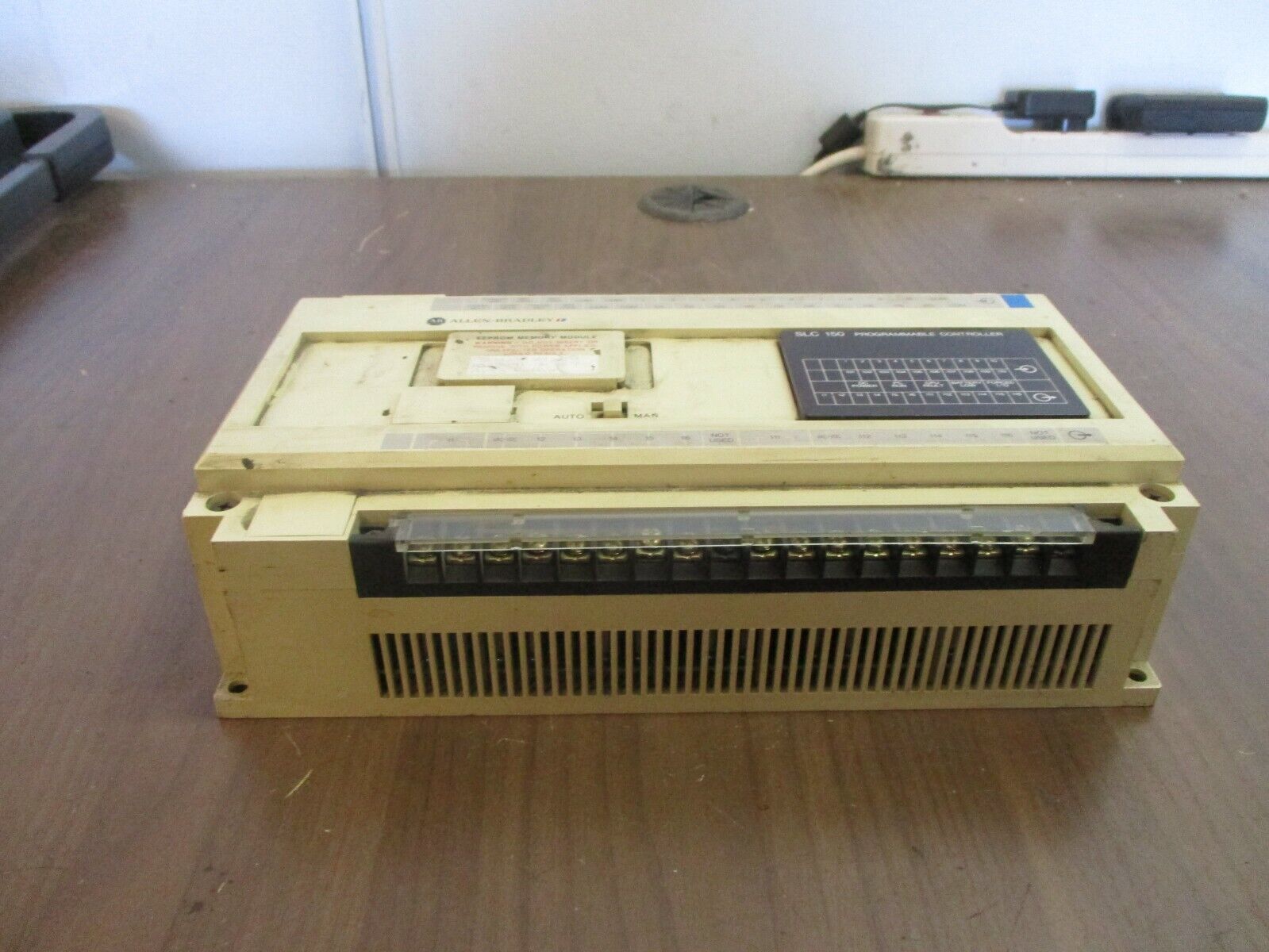 Allen-Bradley SLC 150 Processor Unit 1745-LP153 Ser. C FRN: 6 Used