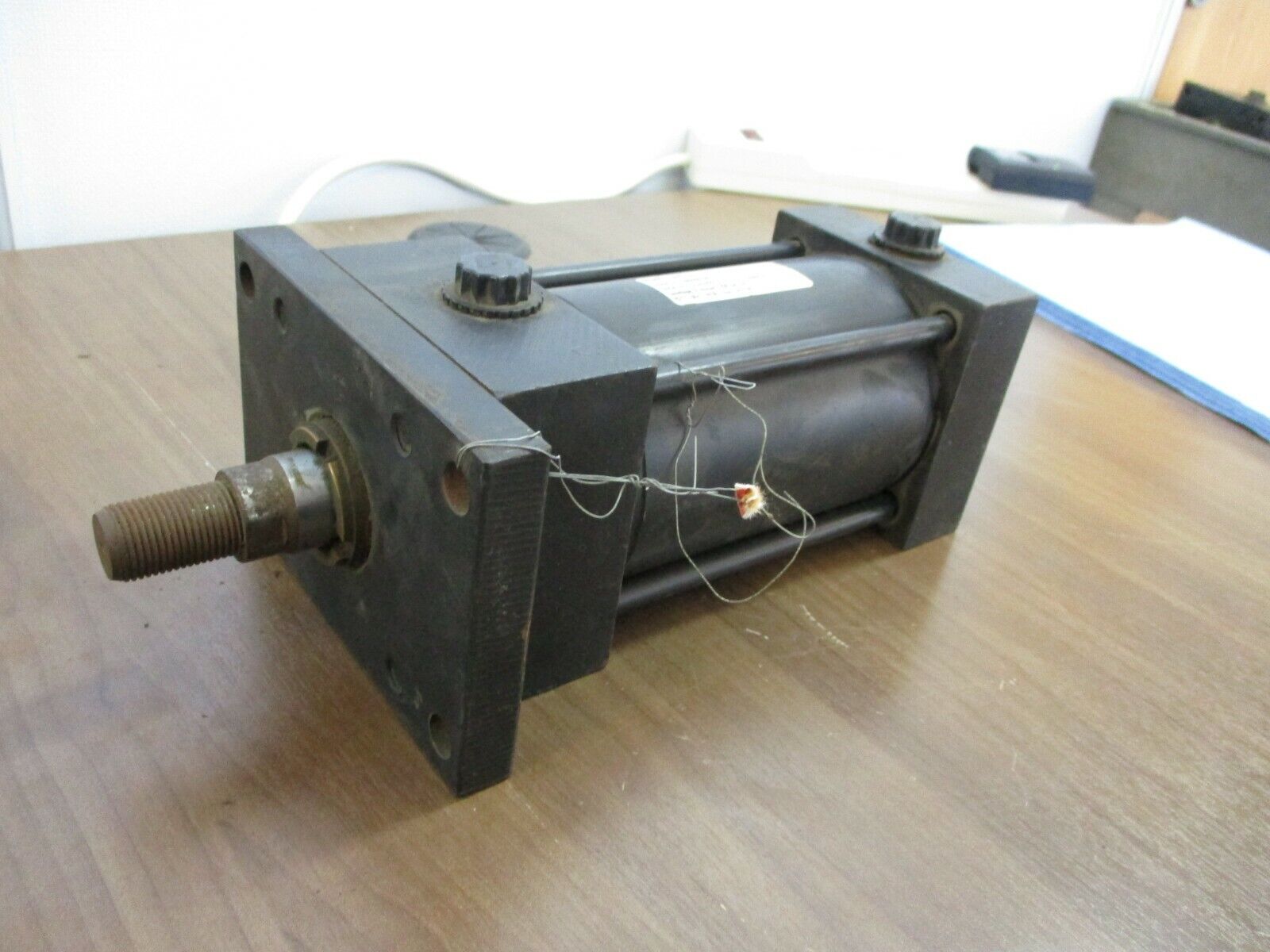 RWC Air Cylinder 889606105 250 PSI Used