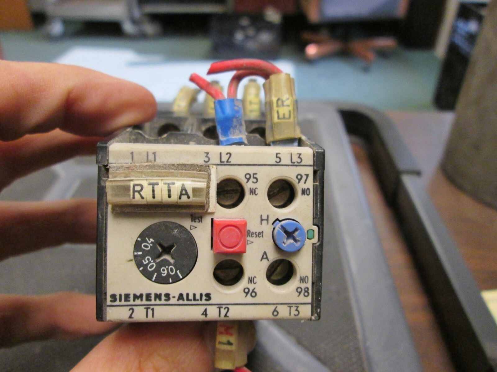 Siemens-Allis Solid State Overload OLR0063 .4-.63A Range 600V Used