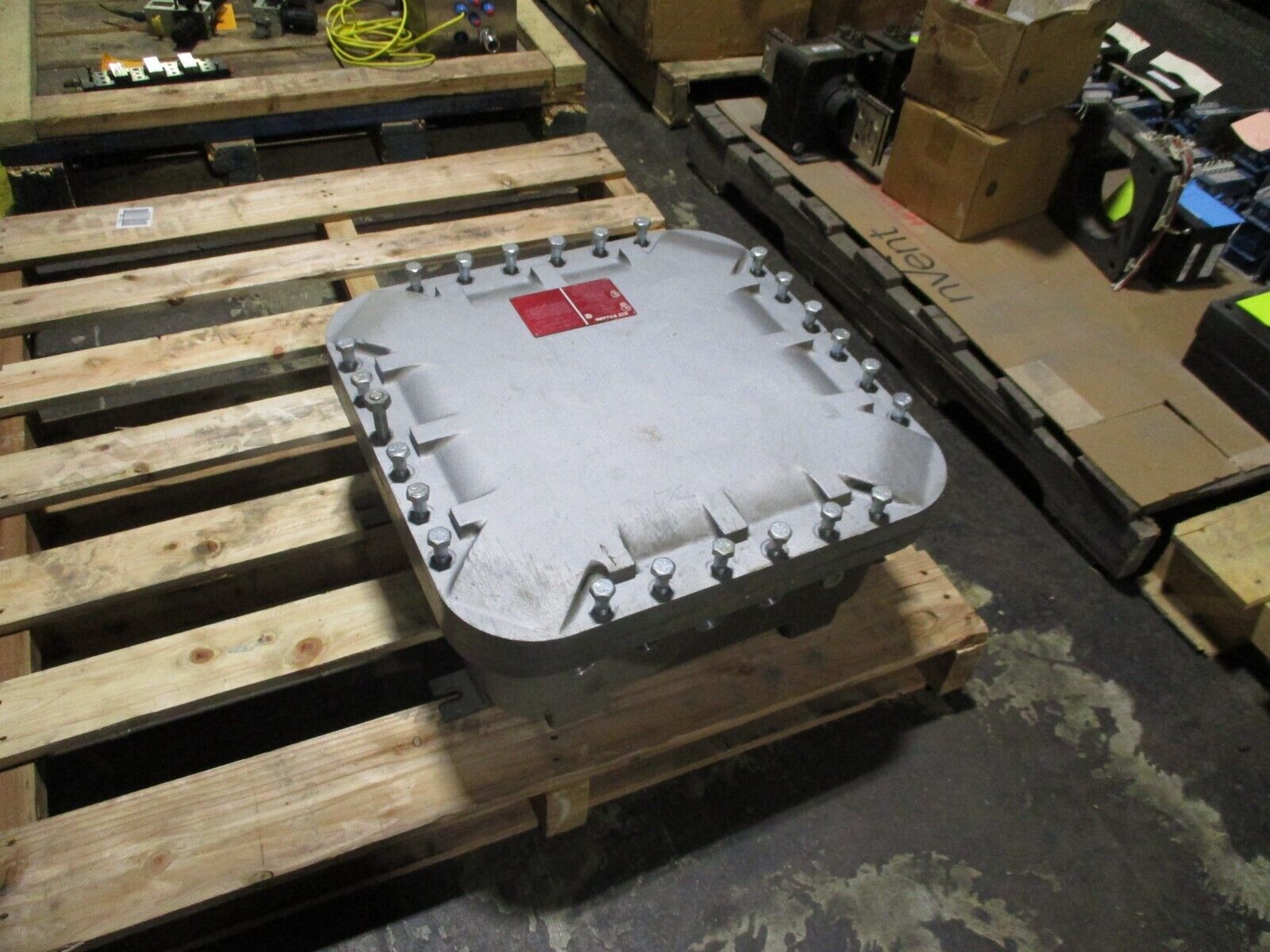 Hubbell Killark Quantum Explosion-Proof Enclosure EXB-16166 N34 Size: 16"x16"x6"