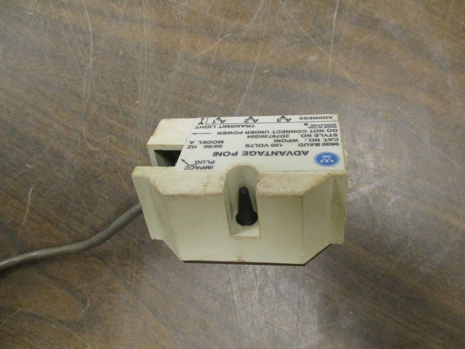 Westinghouse Advantage PONI 2D79735G04 WPONI 120V 50/60Hz *Broken Clips* Used