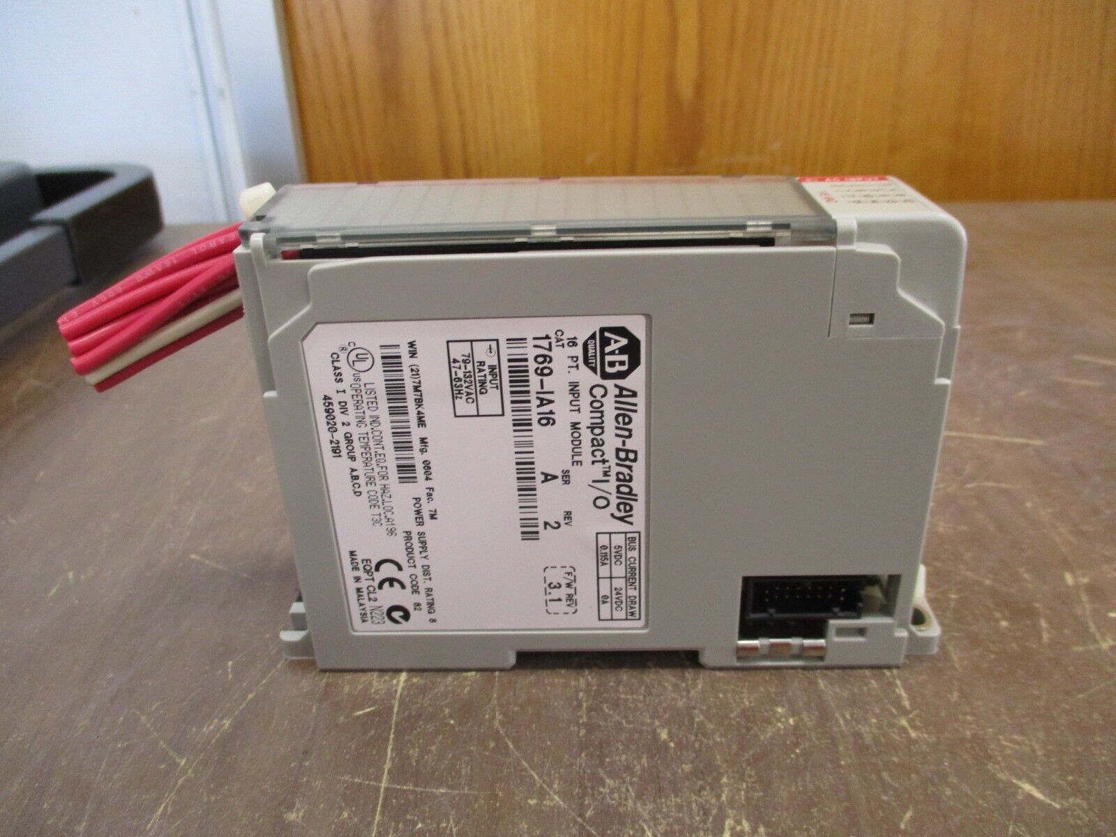 Allen-Bradley Compact I/O Input Module 1769-IA16 Ser. A Rev. 2 F/W Rev. 3.1 Used