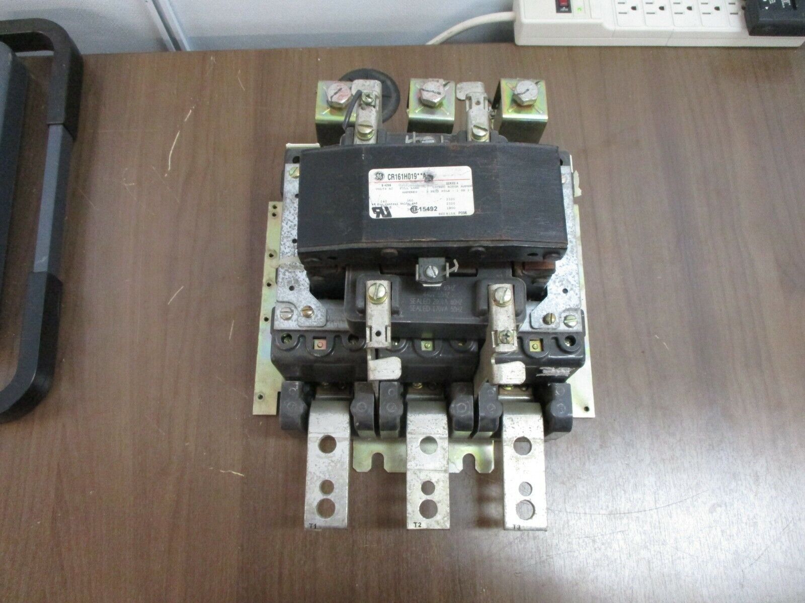 GE Contactor CR161H019**A 460/480V Coil 360A 600V 3P Used