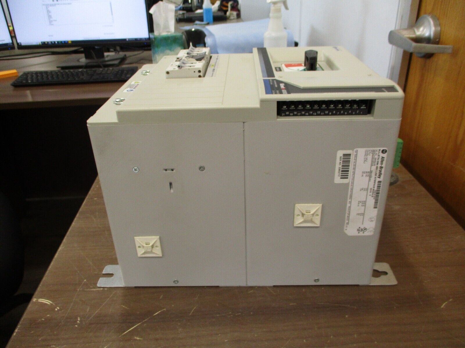 Allen-Bradley Kinetix 6000 460V Line Interface Module 2094-BL25S Ser. B Used