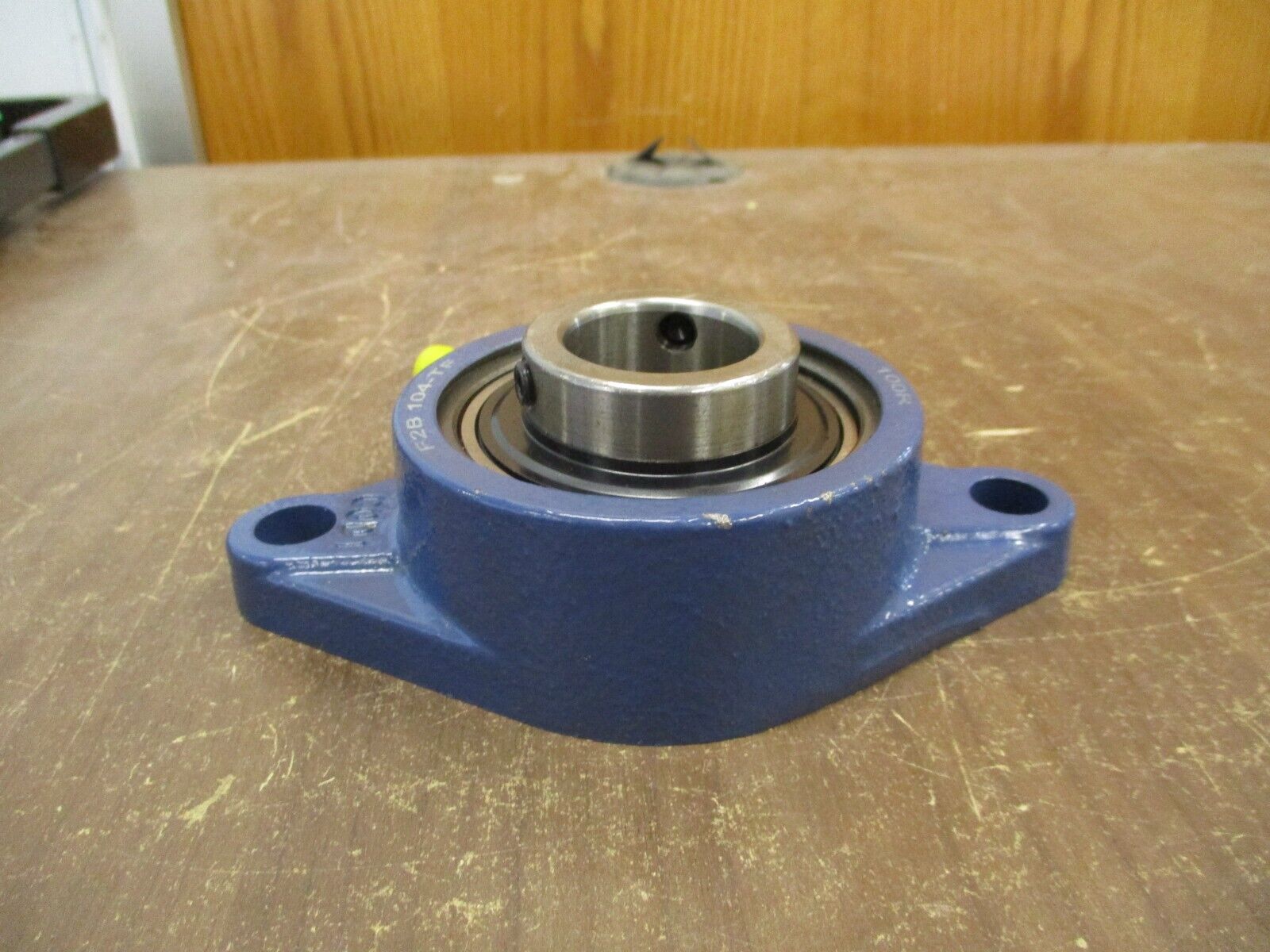 SKF Flange Mount Bearing F2B 104-TF Used