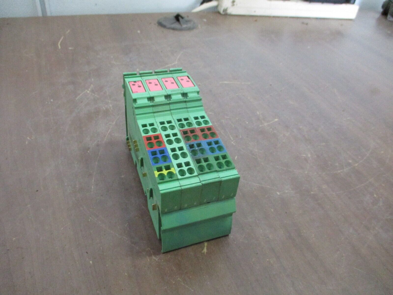 Phoenix Contact IBIL24DO8 Interbus Coupler 2726269 HW: 01 *Broken Latch Clip*