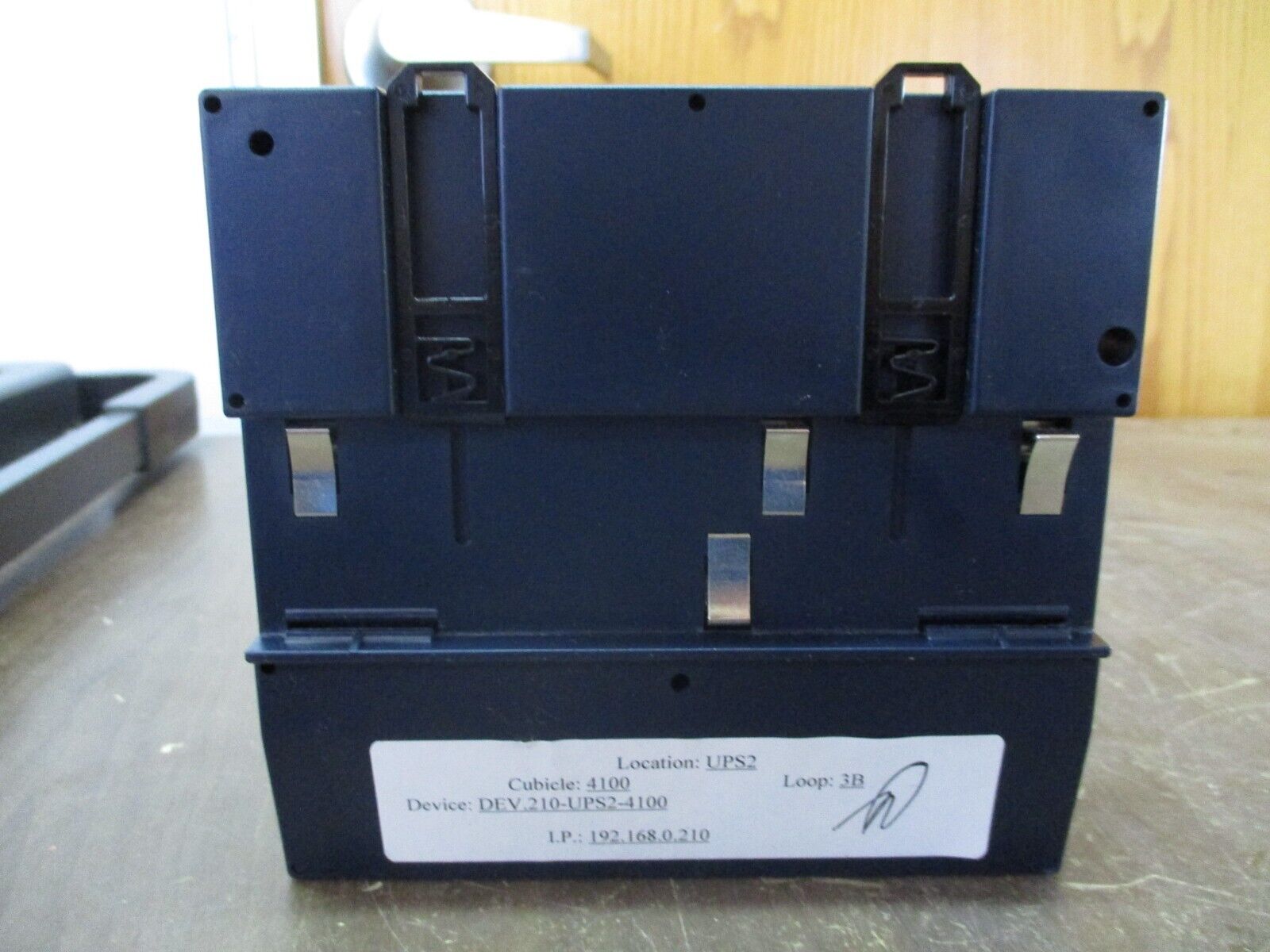 GE VersaMax Remote I/O Unit IC200PNS001-AC For Hazardous Locations *Broken Vent*