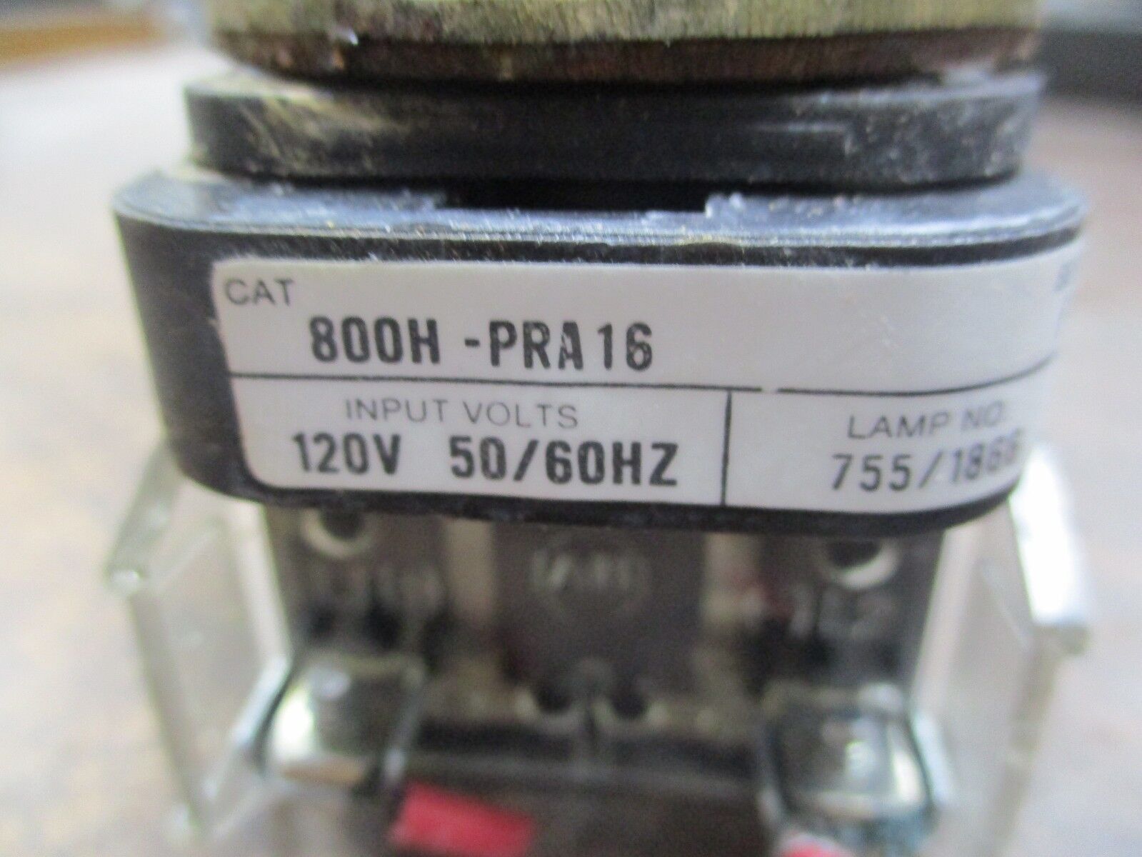 Allen-Bradley Illuminated Push Button 800H-PRA16 Green Ser. F 120V 50/60Hz Used
