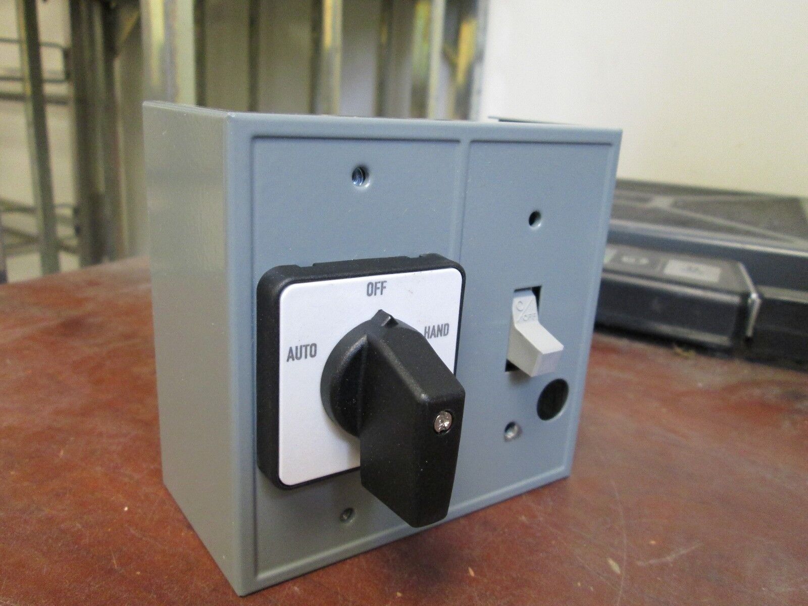 Square D Manual Starter 2510 FG71 New Surplus