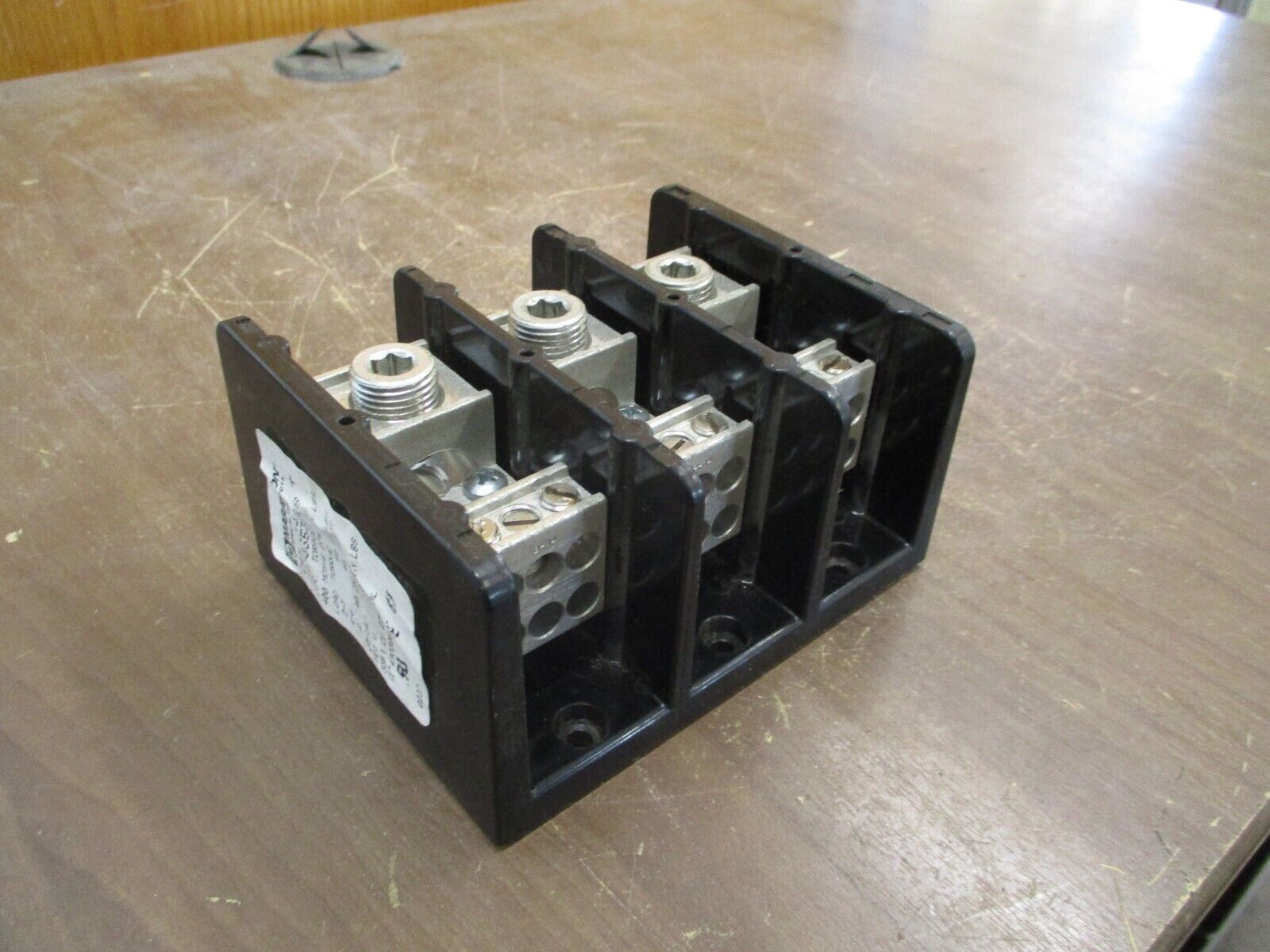 Marathon Power Distribution Block 1433553 18 335A 600V 3P Line: 400MCM-6 Used