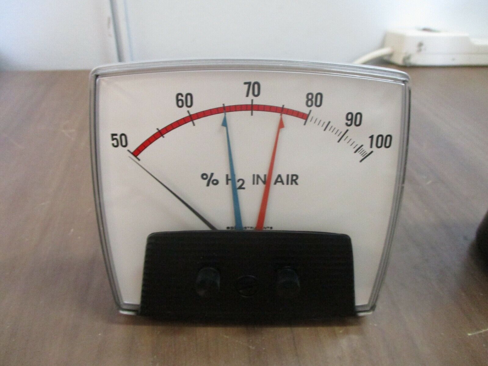 Triplett 1954 Double Meter V4-30FA-ZT03 Range: 0-1 mADC New Surplus