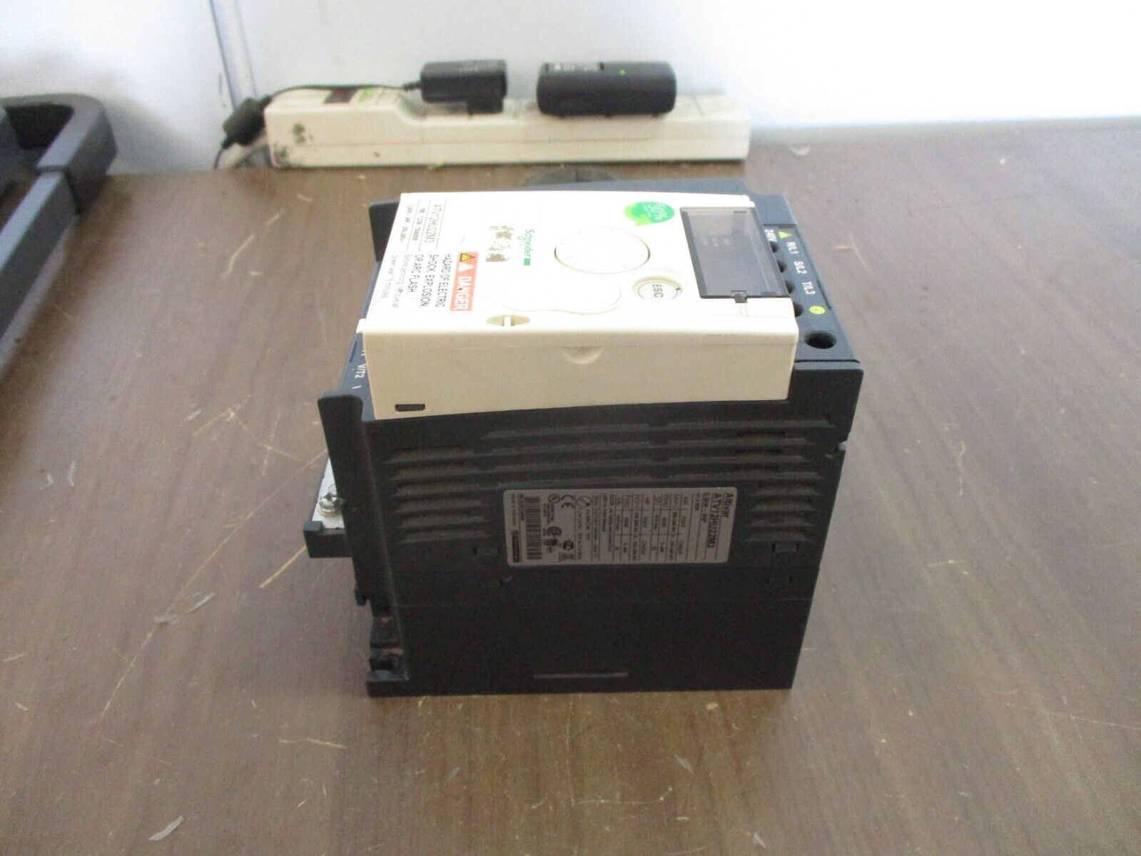 Schneider Electric Altivar AC Drive ATV12HU22M3 3HP 3Ph Used