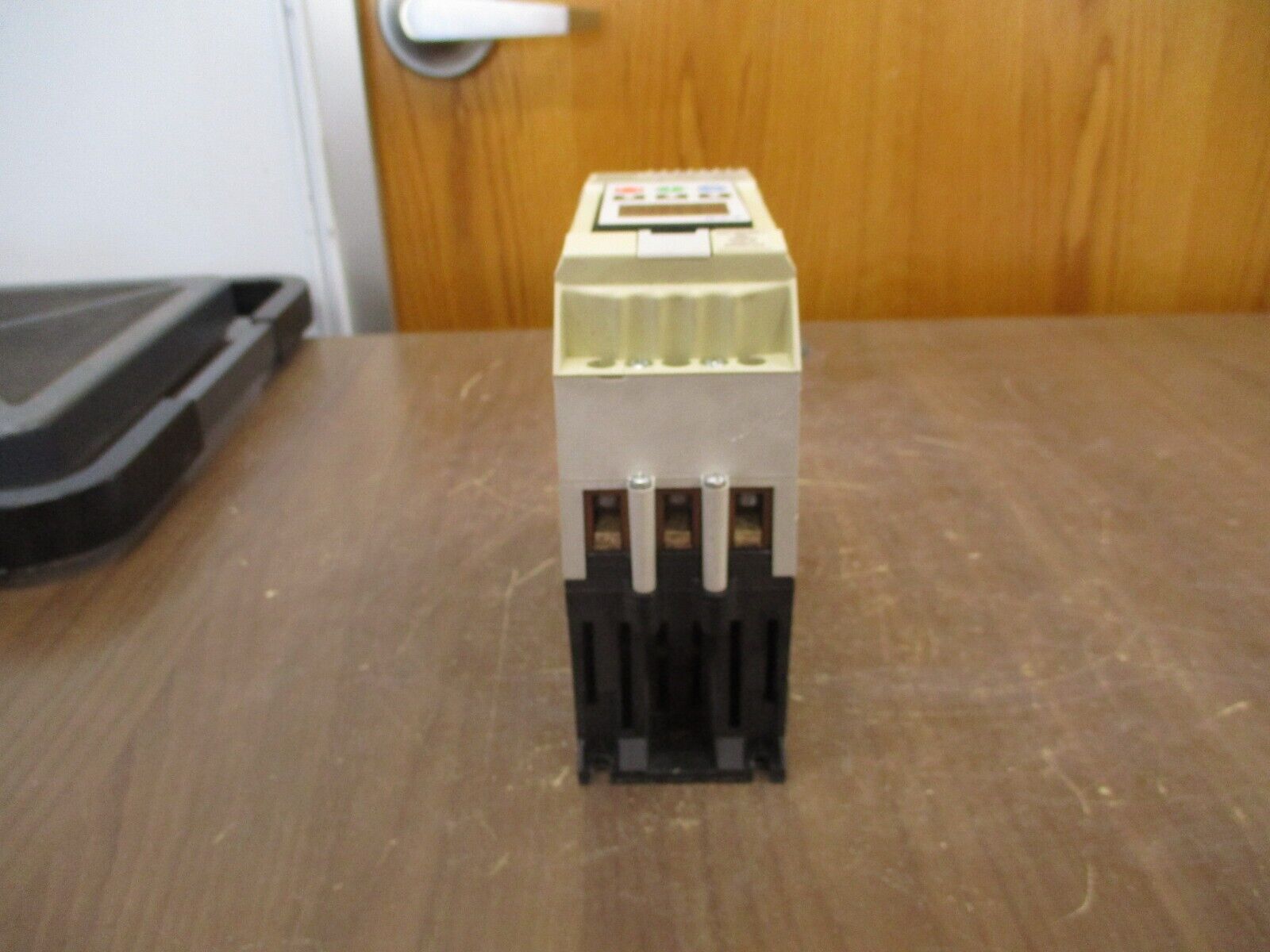 Eaton Soft Start S811+N66N3S 60HP Max 66A 600V 47-63Hz w/ Keypad Used