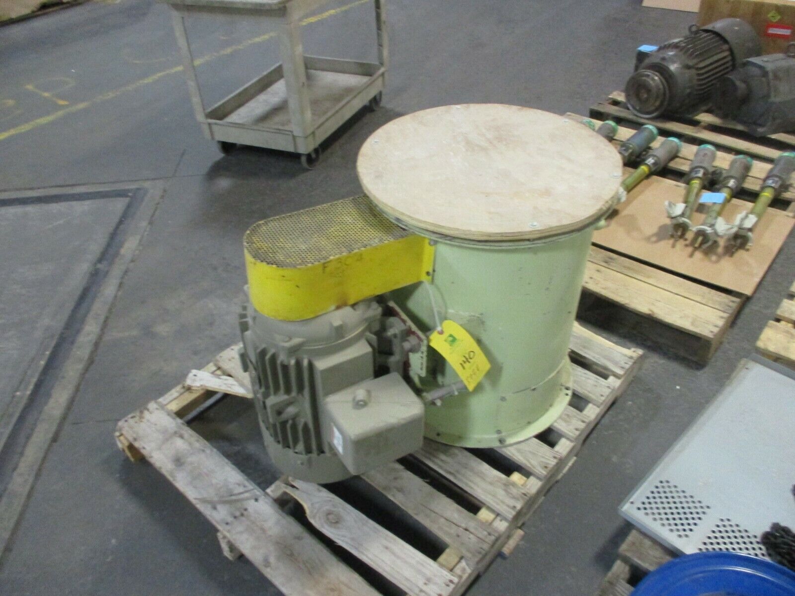 Siemens Mixer HLEz 50 g N 15HP 3500RPM Volume:1.8-5.2m/3s Pressure:190kg/m² Used