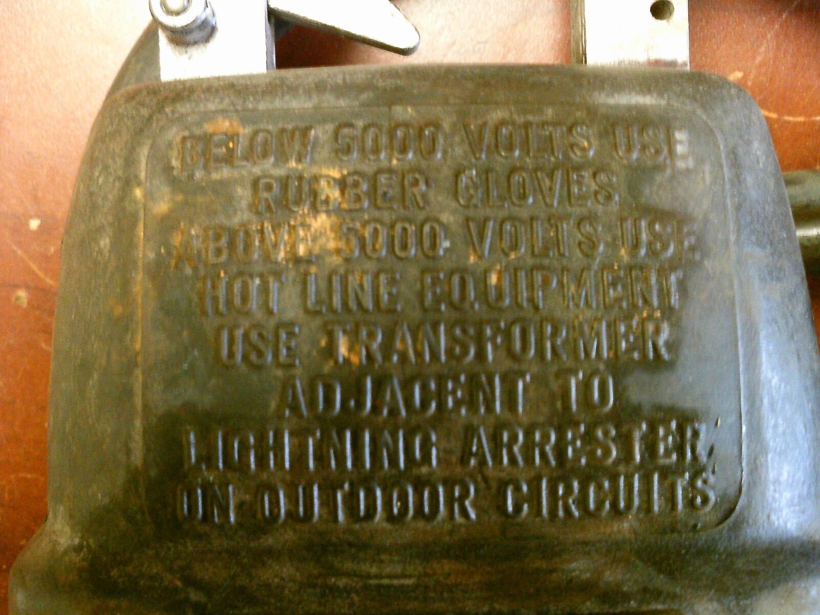 GE High Voltage Tester Clamp 50-233390AGAA2 8.7kV (5.0kV Line to Ground) Used