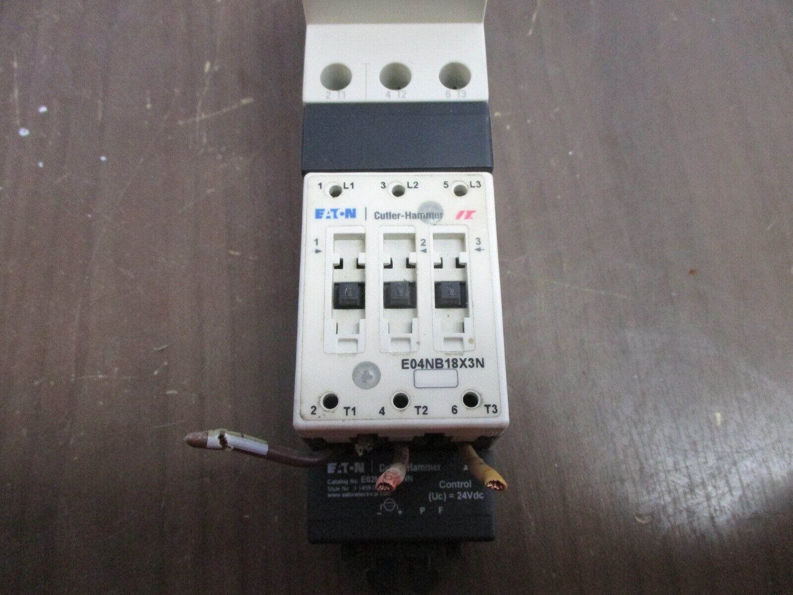 Eaton / Siemens Starter E04NB18X3N / 3RV1021-4AA10 24VDC Coil Trip: 11-16A Used