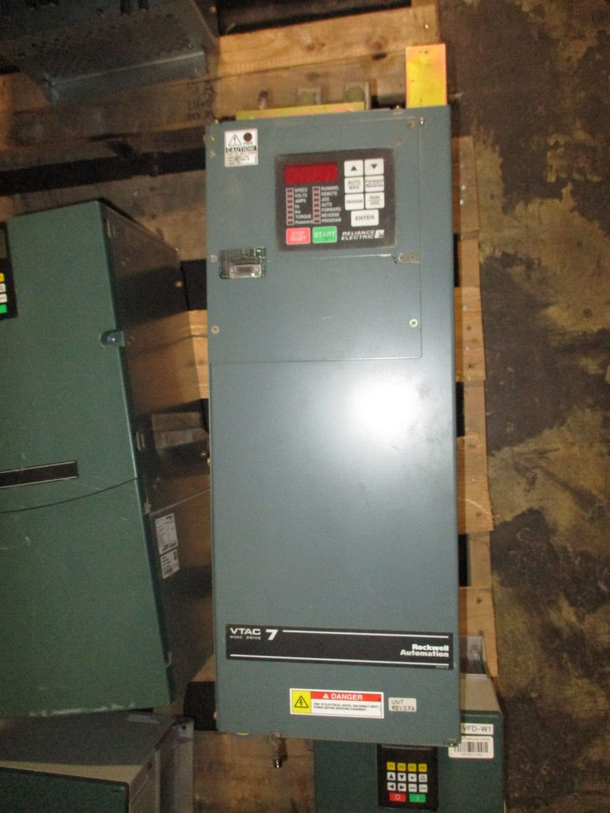 Reliance Electric VTAC7 GV3000/SE AC Drive 75V4060 75HP 3Ph Used