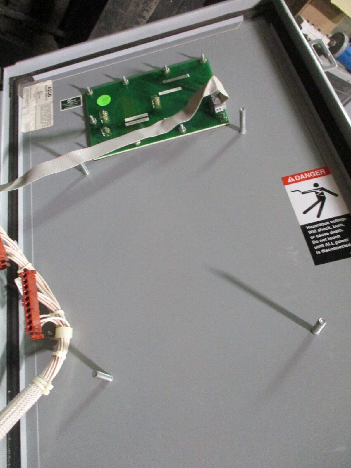 Asco Series 300 Automatic Transfer Switch A300220061XC 200A 240V 3R/12 Enc. Used