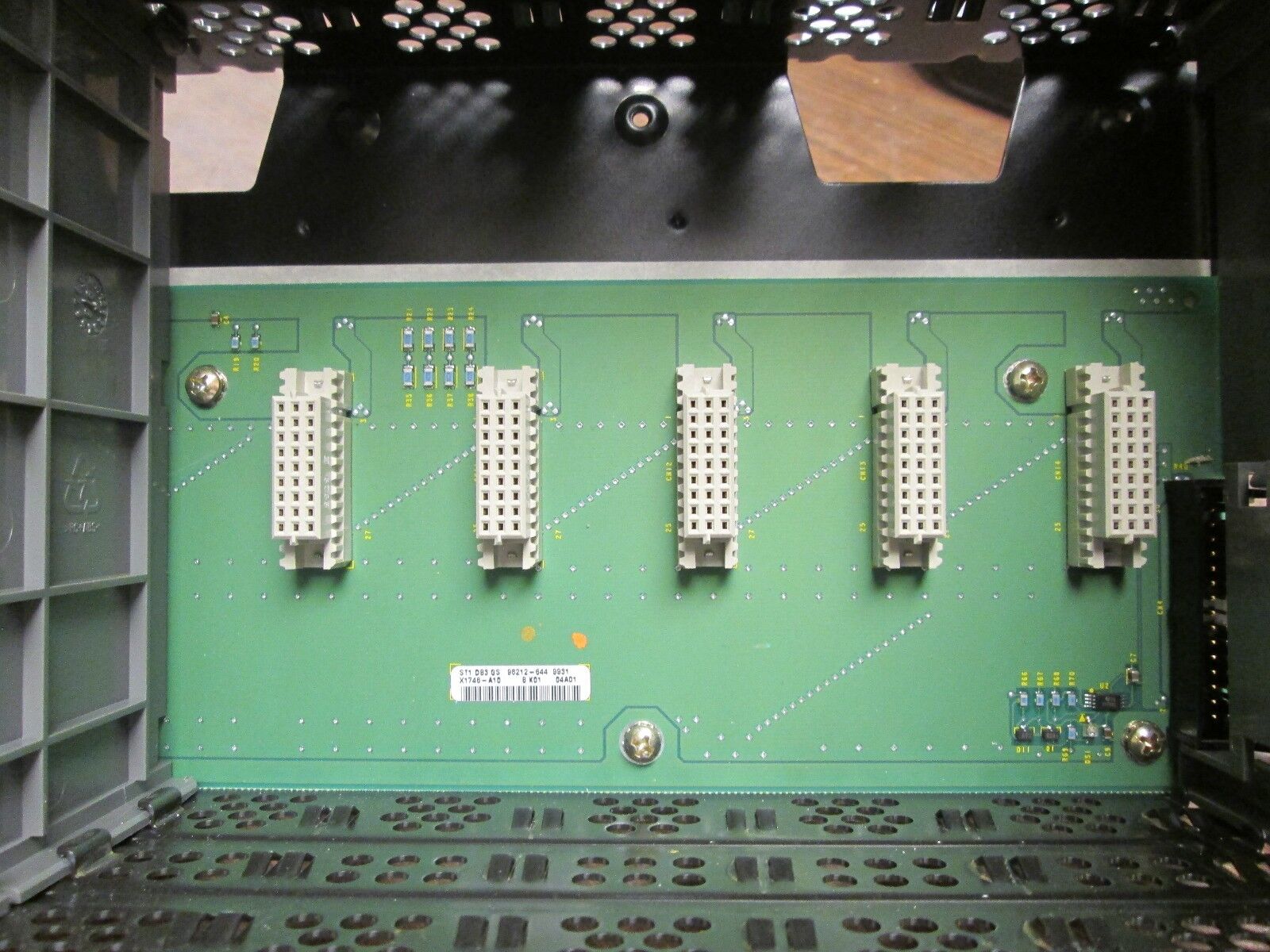 Allen-Bradley SLC 500 PLC Rack w/ Power Supply 1746-A10/1746-P2 10-Slot Used