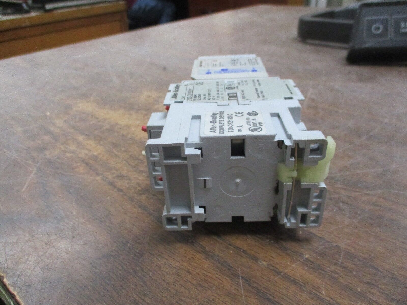 Allen-Bradley Time Delay Relay 700-CFZ1330D 120V Coil 25A 600V Delay:0.3-30s