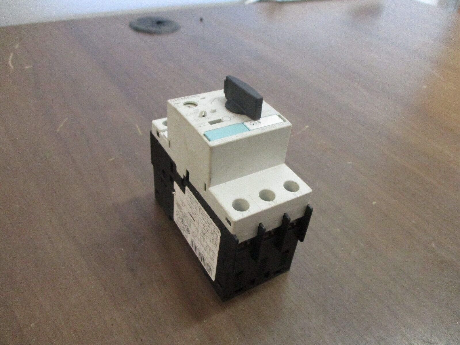 Siemens Sirius Motor Protector 3RV1021-0JA10 Trip: 0.7-1.0A Used