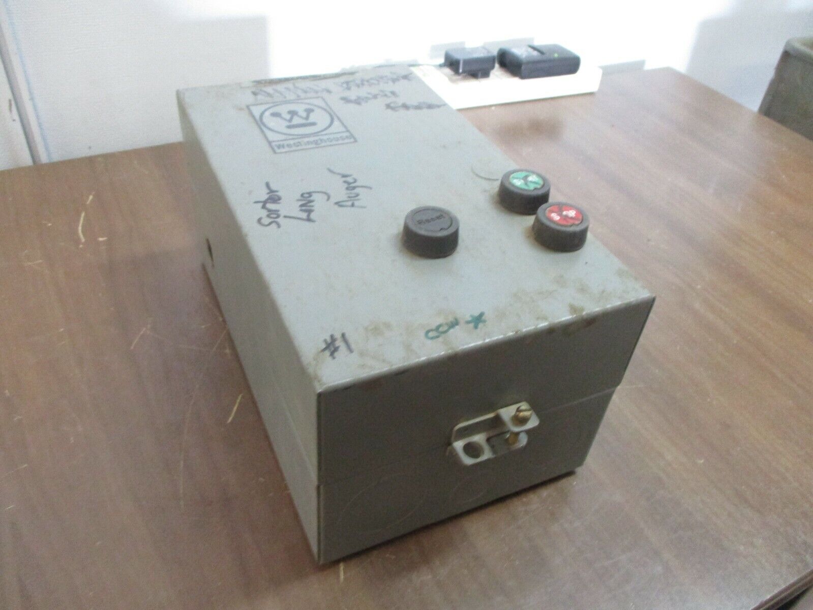 Westinghouse Enclosed Size 0 Starter A200MOCAC 240V Coil Type 1 Enclosure Used