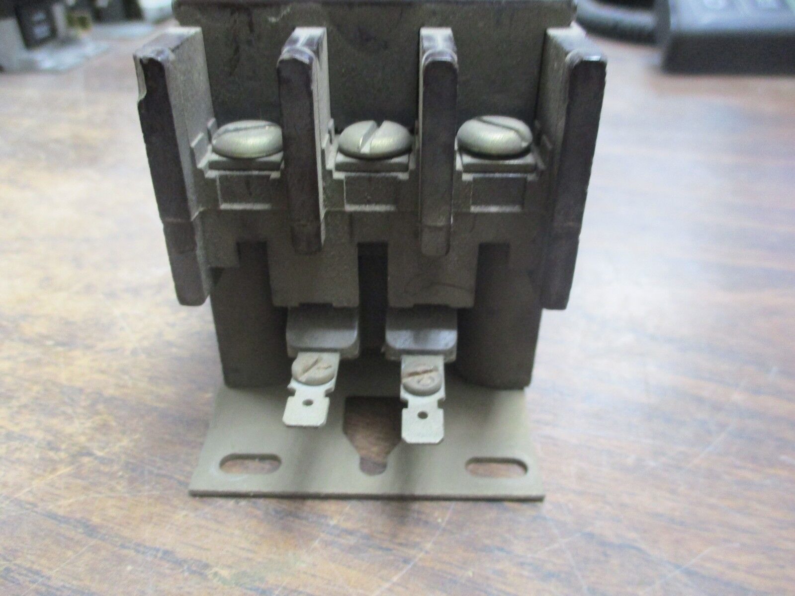 Arrow Hart Contactor ACC330U20 30A 120V Coil 600V Used