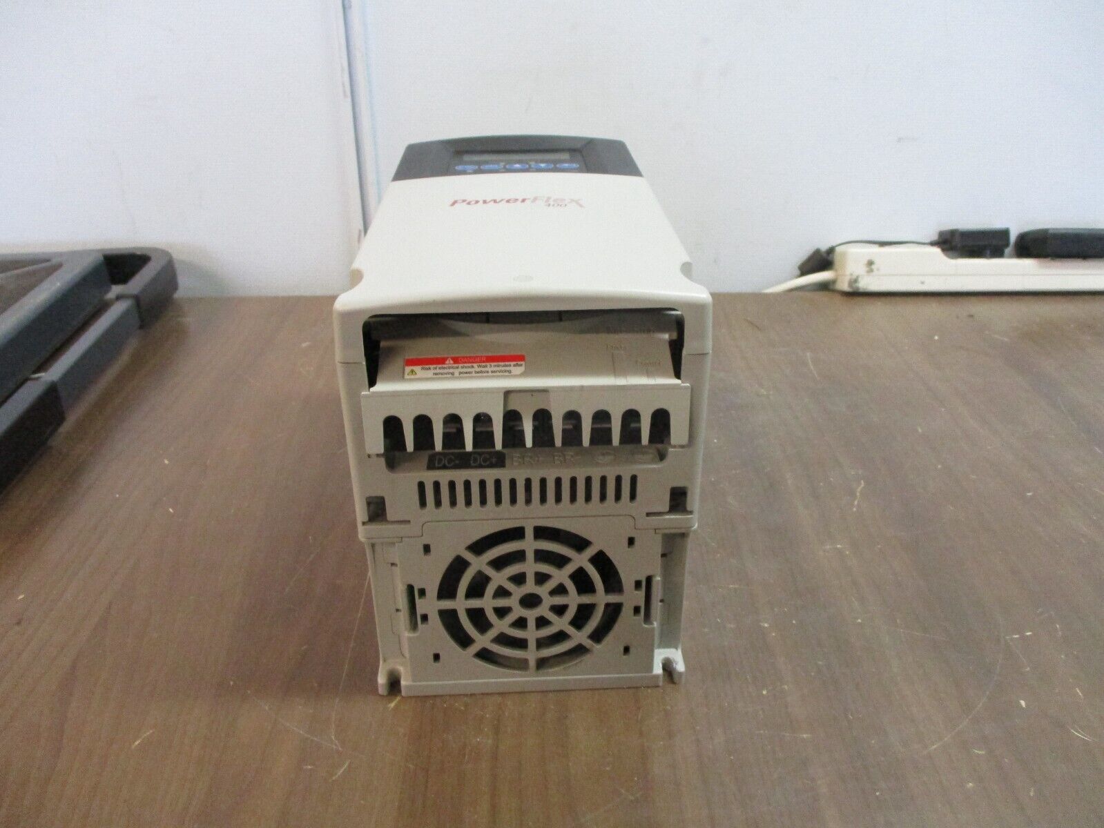 Allen-Bradley PowerFlex 400 AC Drive 22C-D030N103 20HP 3Ph Used