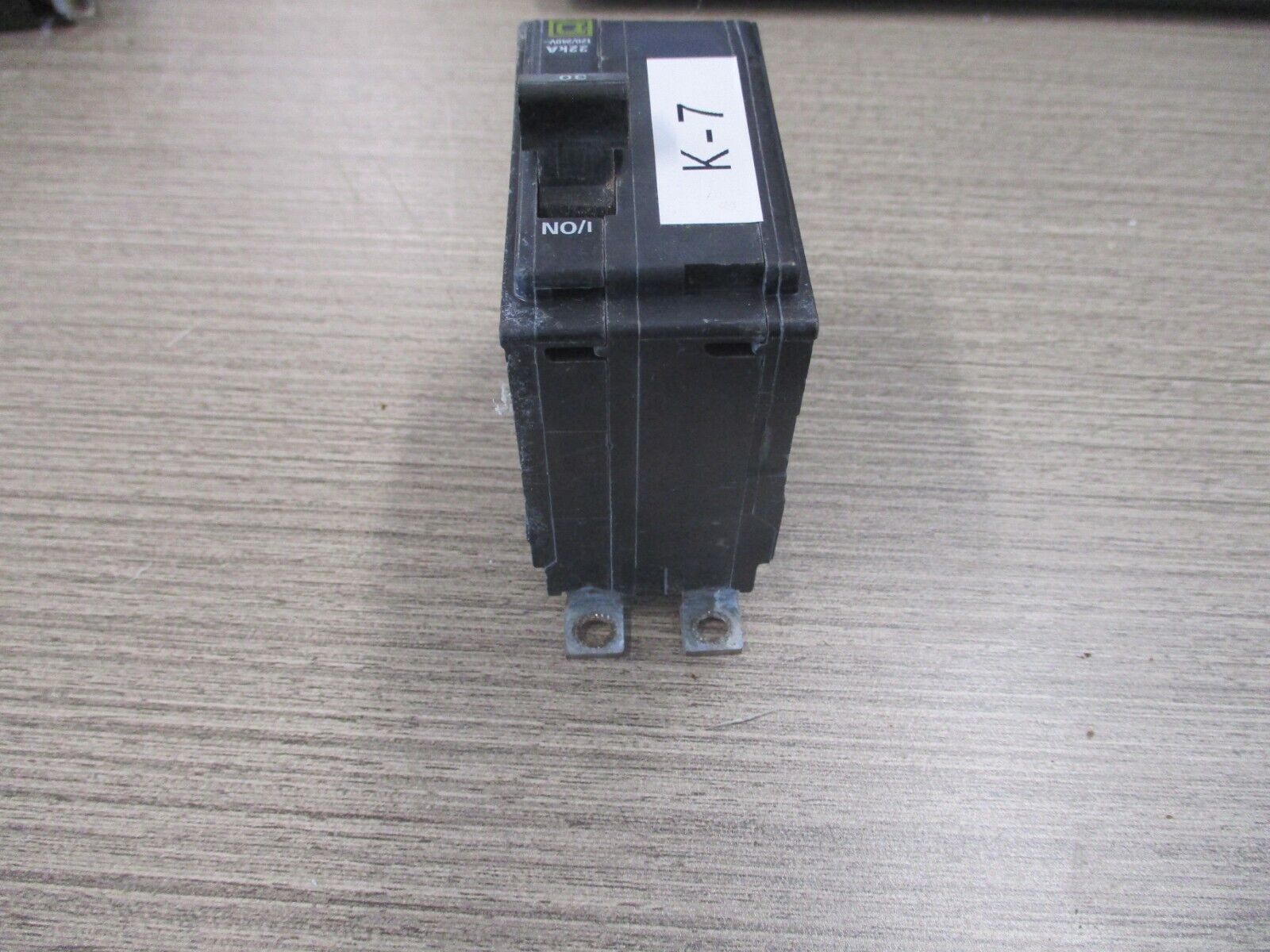 Square D Bolt-On Circuit Breaker QOB230VH 30A 120/240V 2P 22KA Used