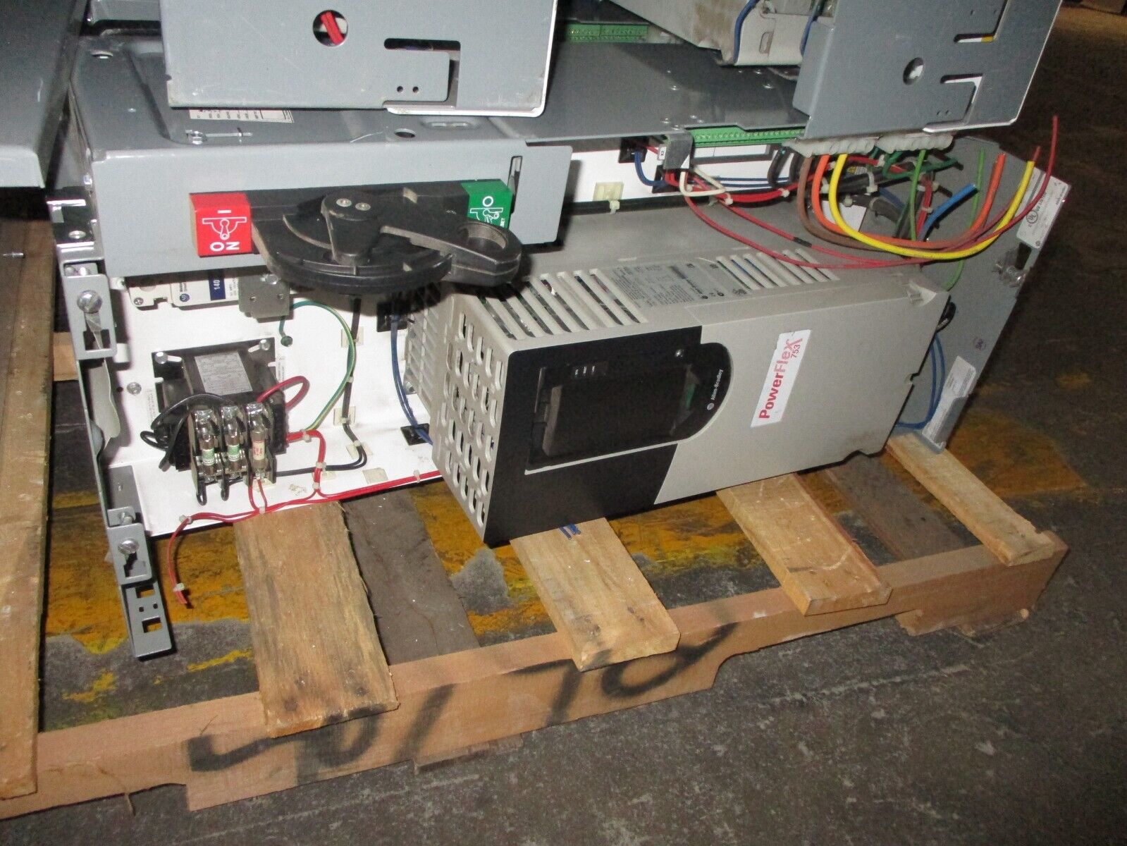 Allen-Bradley PowerFlex 753 MCC Bucket 20F11ND034AA0NNNNN 25HP 3Ph Used