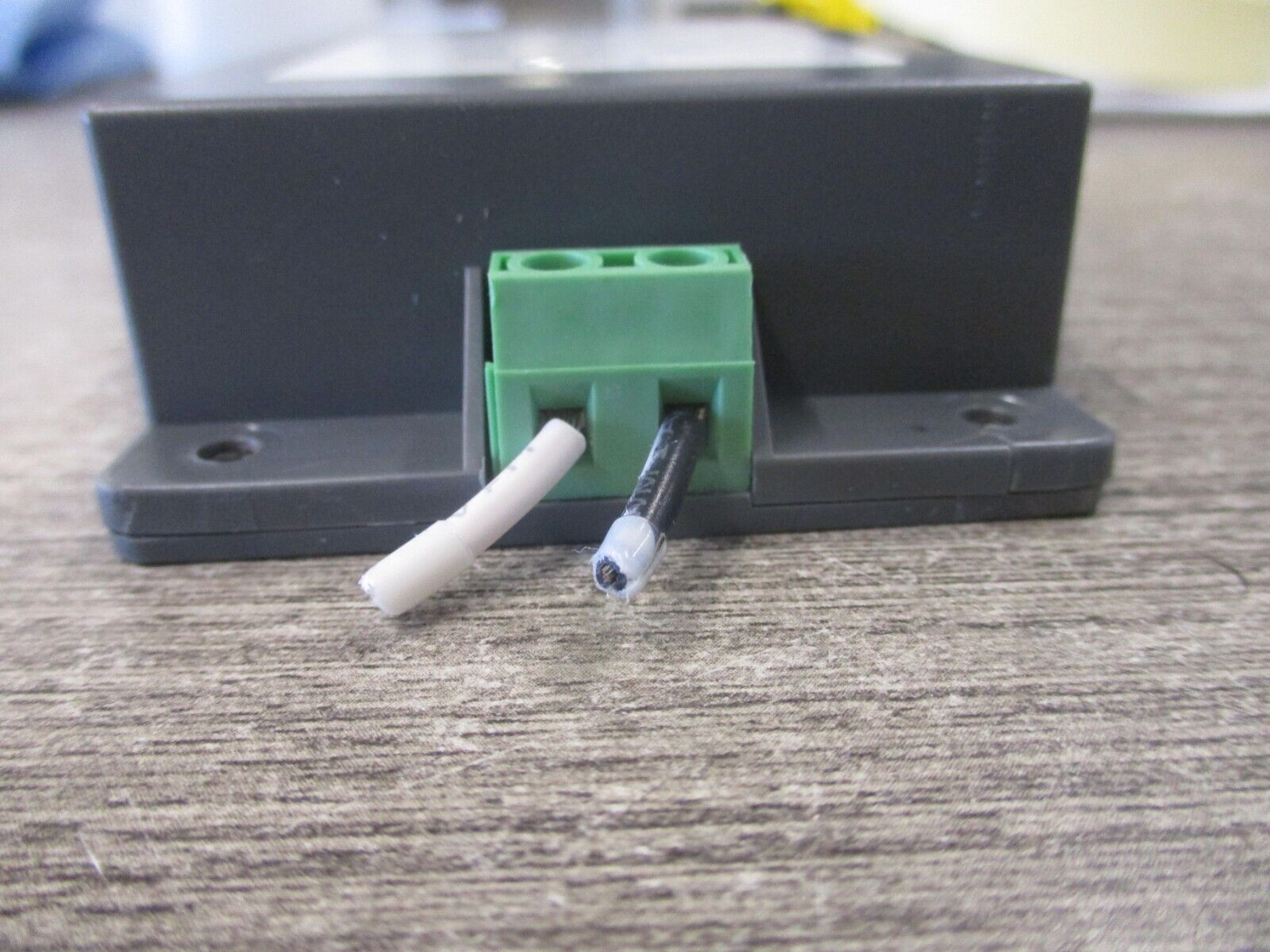 Contech AC/DC Power Module PC30J85S12 Input: Output: Used