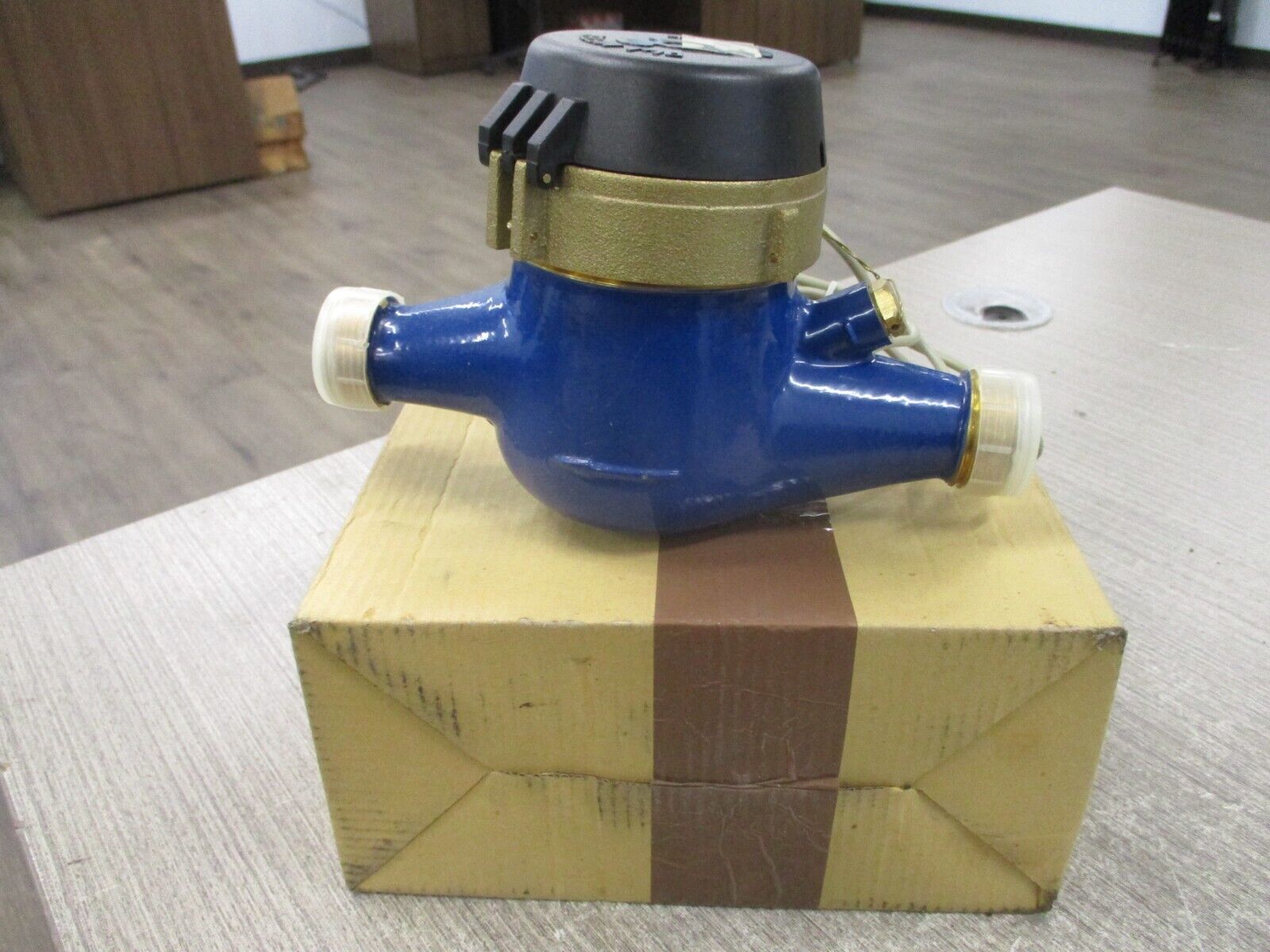 DLJ Meter Cold Water Meter DLJ100C 1" w/ Pulse Output New Surplus