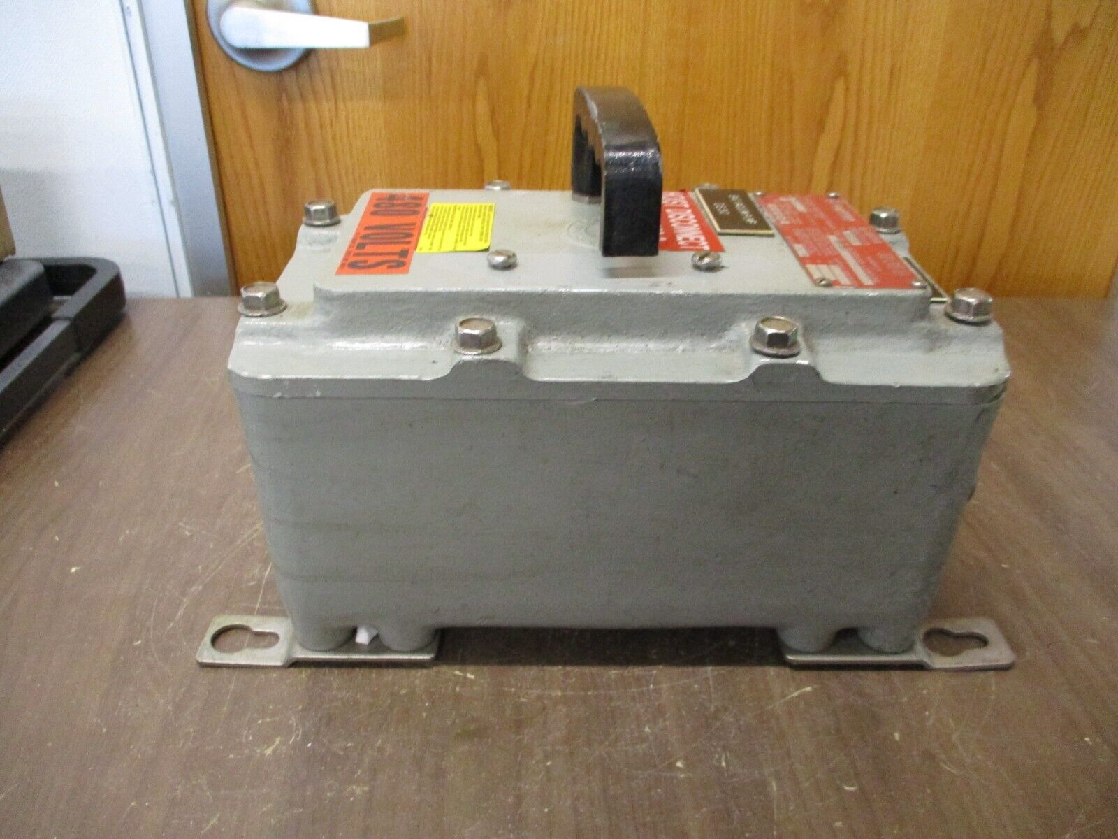 Appleton Explosion Proof Disconnect Switch EDS-3036 30A 600V 3P Used