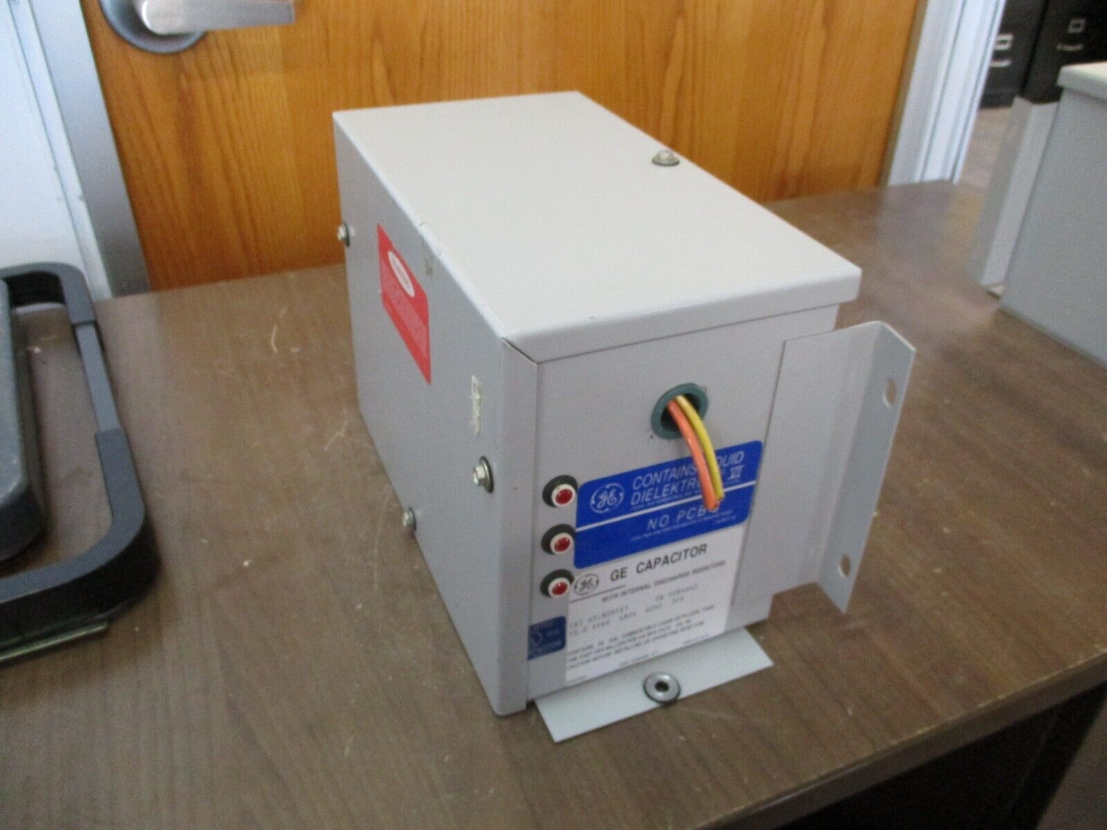 GE Capacitor 65L809TE1 10kVAR 480V 60Hz 3Ph Used