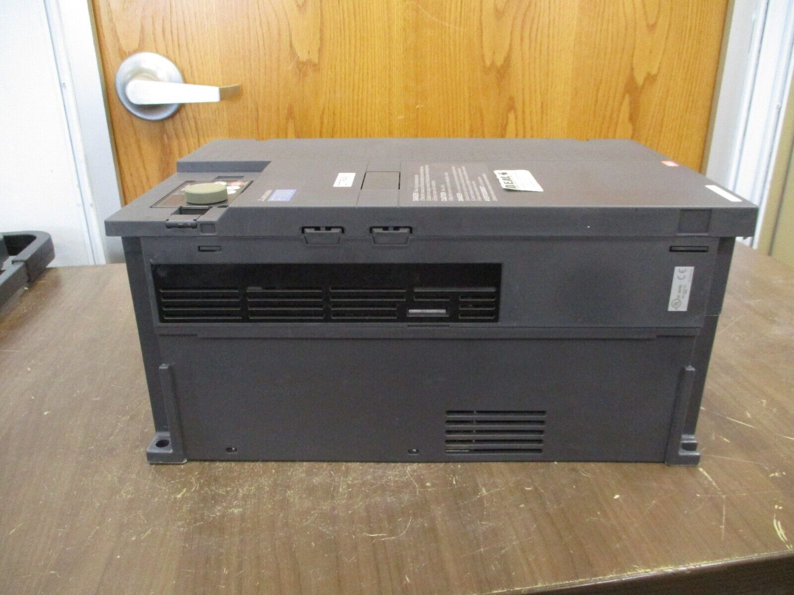 Mitsubishi F700 AC Drive FR-F740-00470-NA 30HP 3Ph w/ Keypad Used