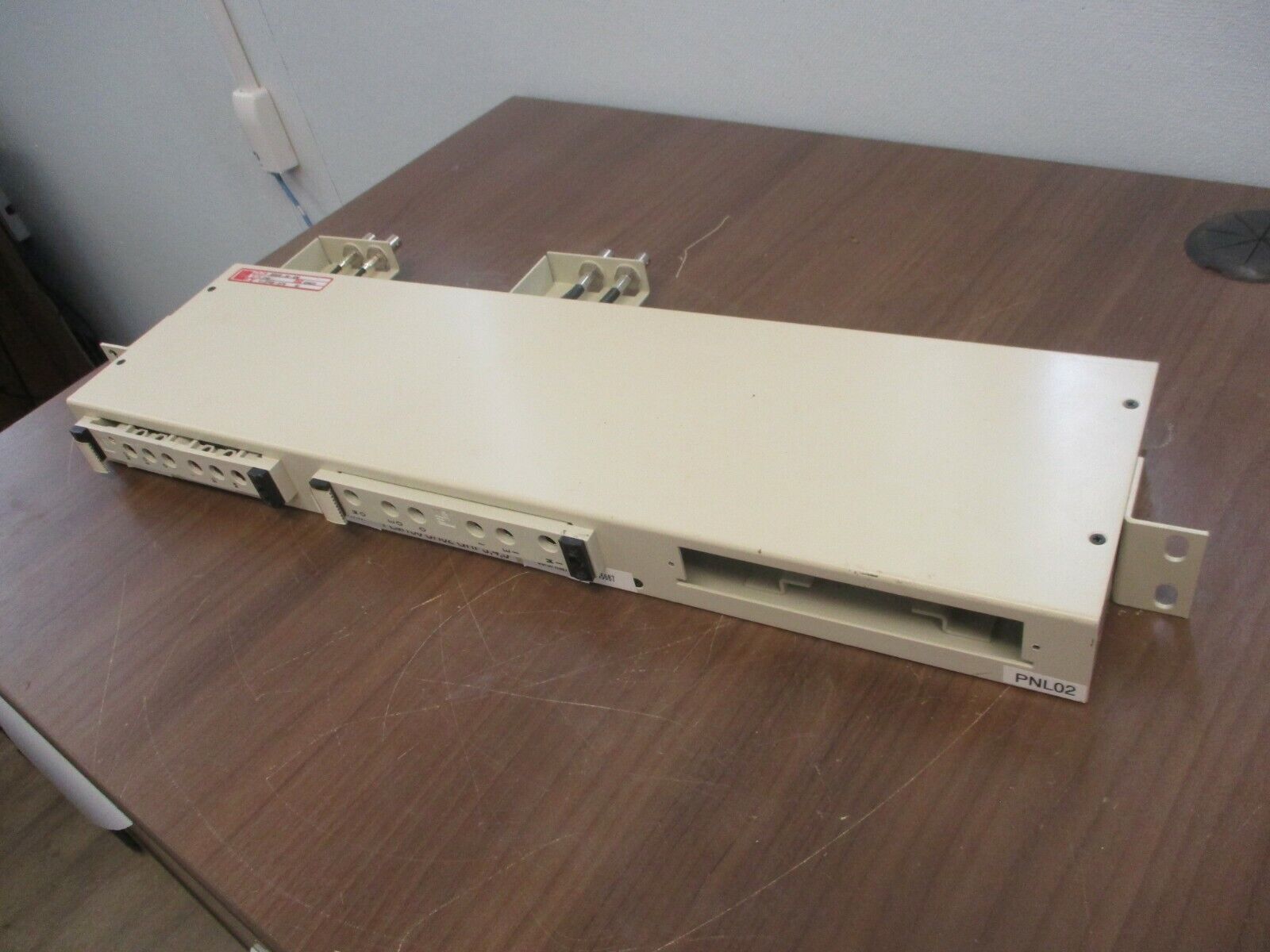 ADC Horizontal Chassis DSX4H-3H-ICM Used