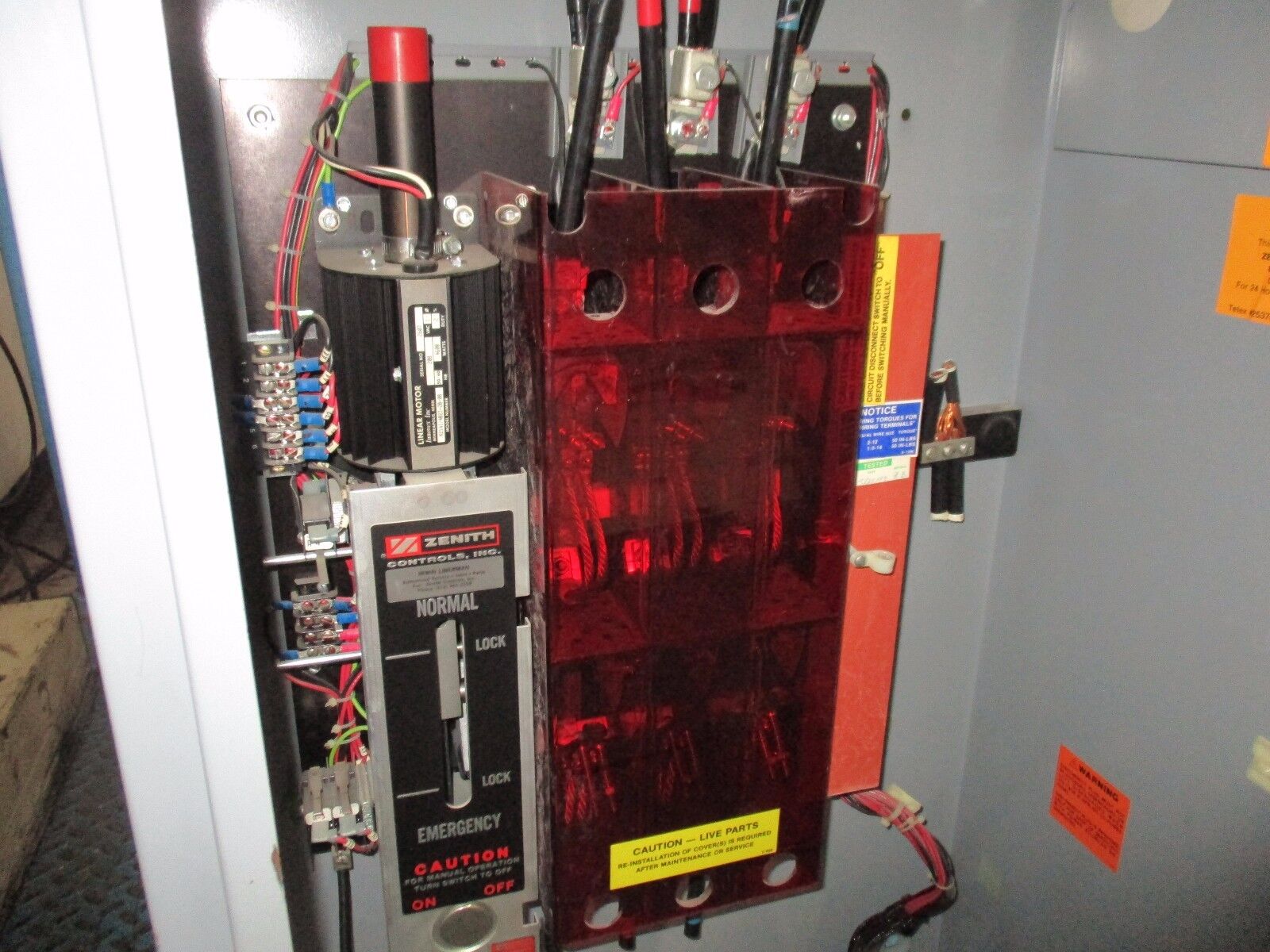 Zenith Automatic Transfer Switch ZTS10EC-4AALL-CTAP 100A 480V 3Ph 60Hz Used