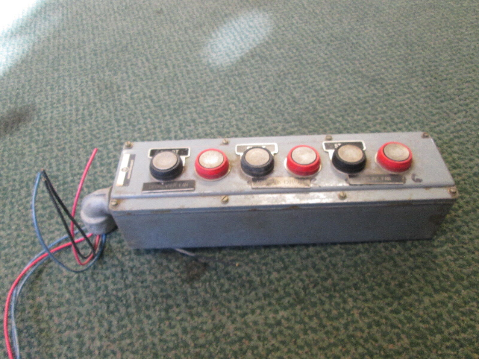 Allen-Bradley Push Button Station 800T-6TZ 6-Position 6-Push Buttons Used