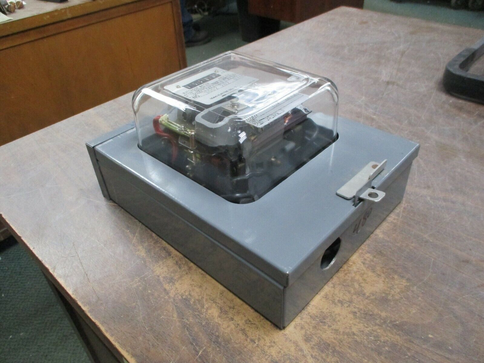 Osaki Watthour Meter 0W09HT 120/208V 60Hz 2Ph 3W Used