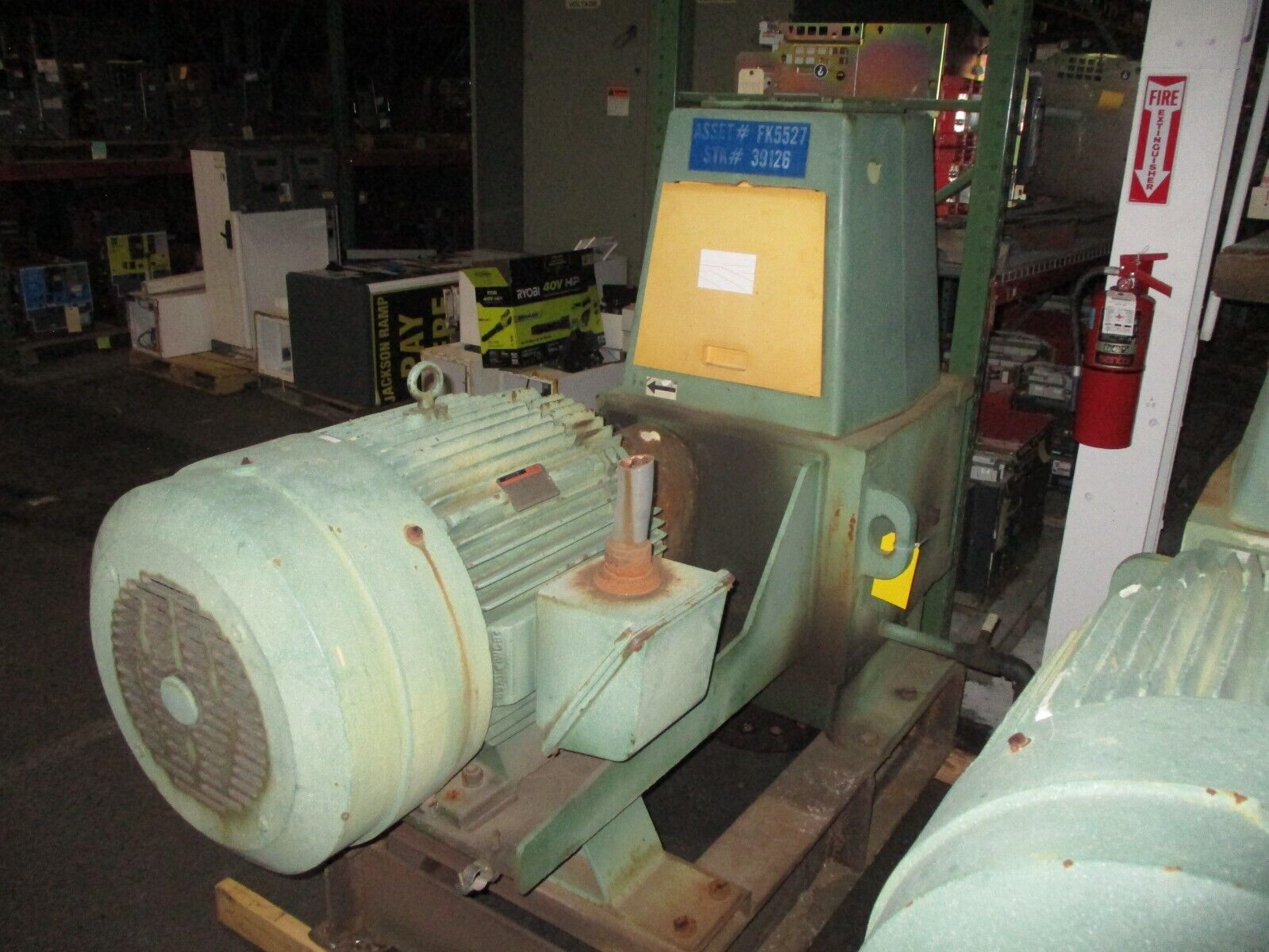 Lightnin 80 Series Mixer 86 Q 50 50HP Ratio: 14.2 Output RPM: 125-83.3 Used
