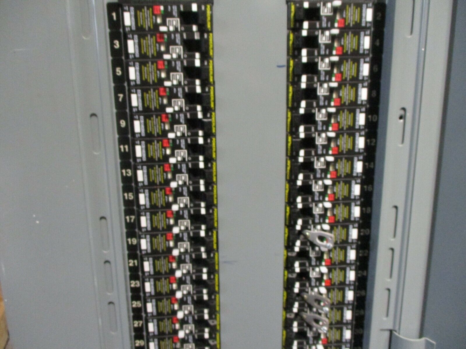 Square D Powerlink G3 Main Lug Breaker Panel NF454L2C 250A Max 208Y/120V 3Ph 4W