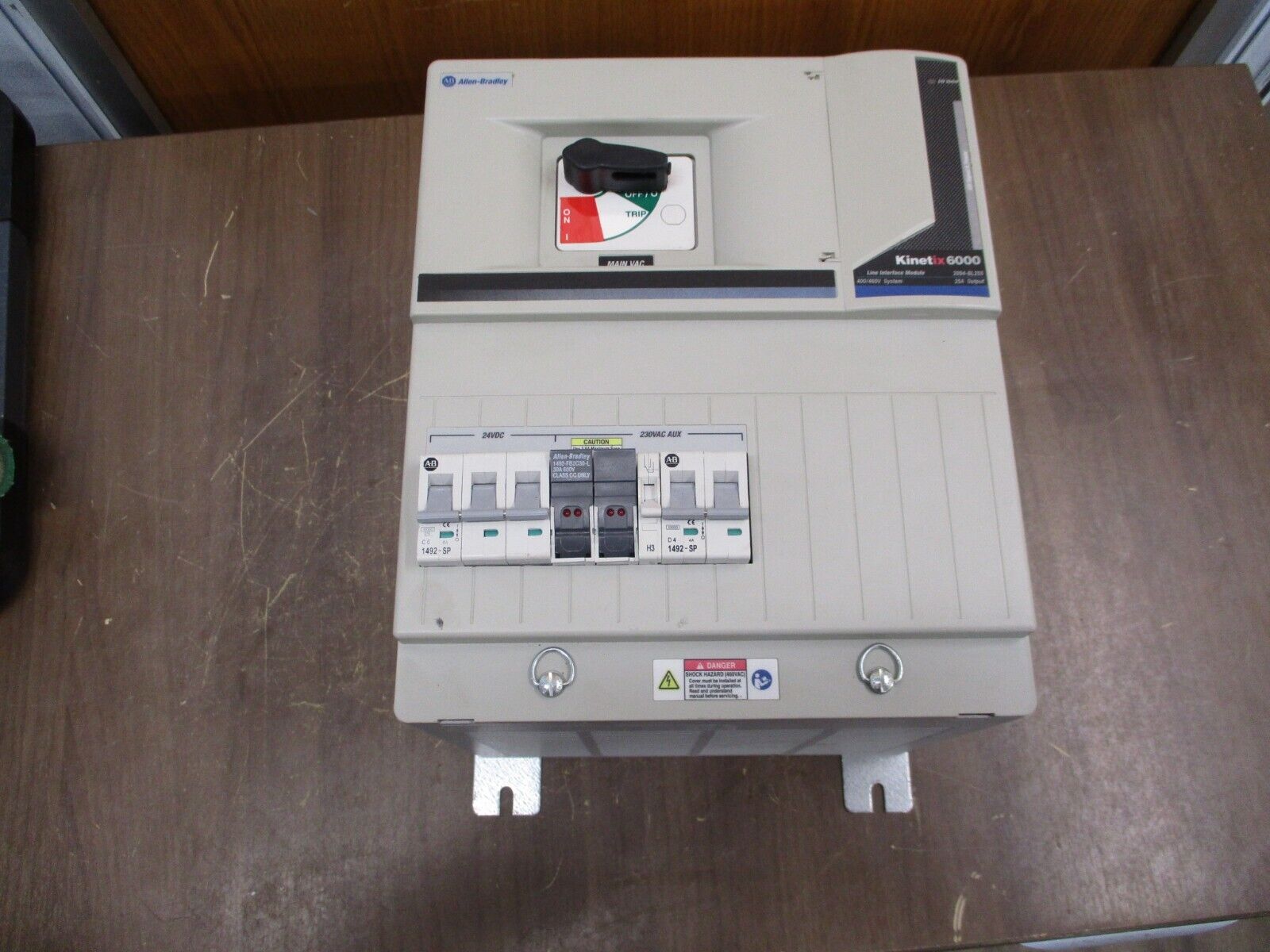 Allen-Bradley Kinetix 6000 460V Line Interface Module 2094-BL25S Ser. B Used