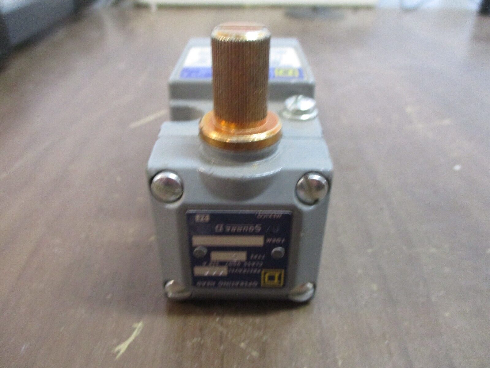 Square D Limit Switch 9007C54B2 Ser. A Type 6P Used