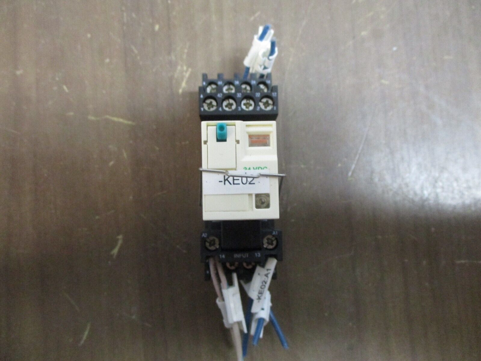 Schneider Electric Relay RXM4AB2BD 24VDC Coil w/ Base Used